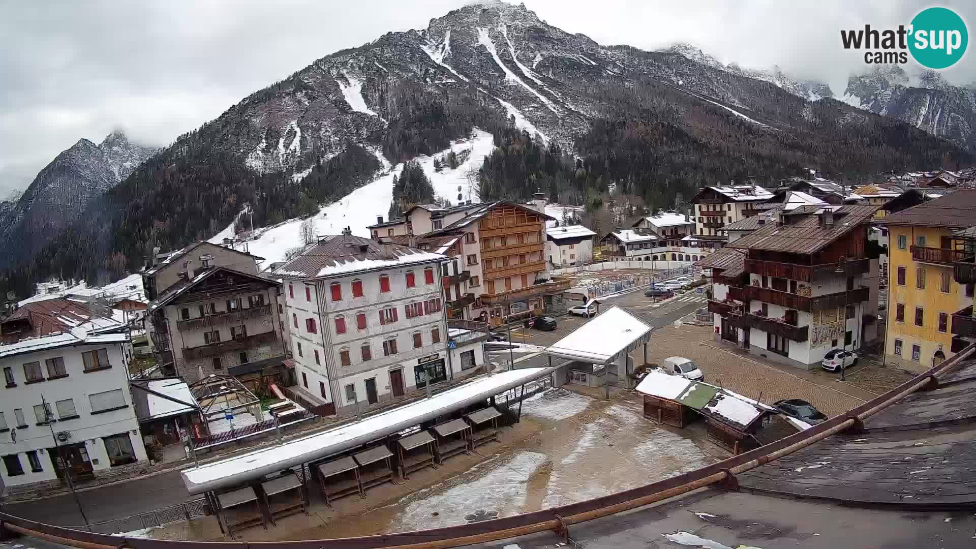 Hauptplatz von Forni di Sopra