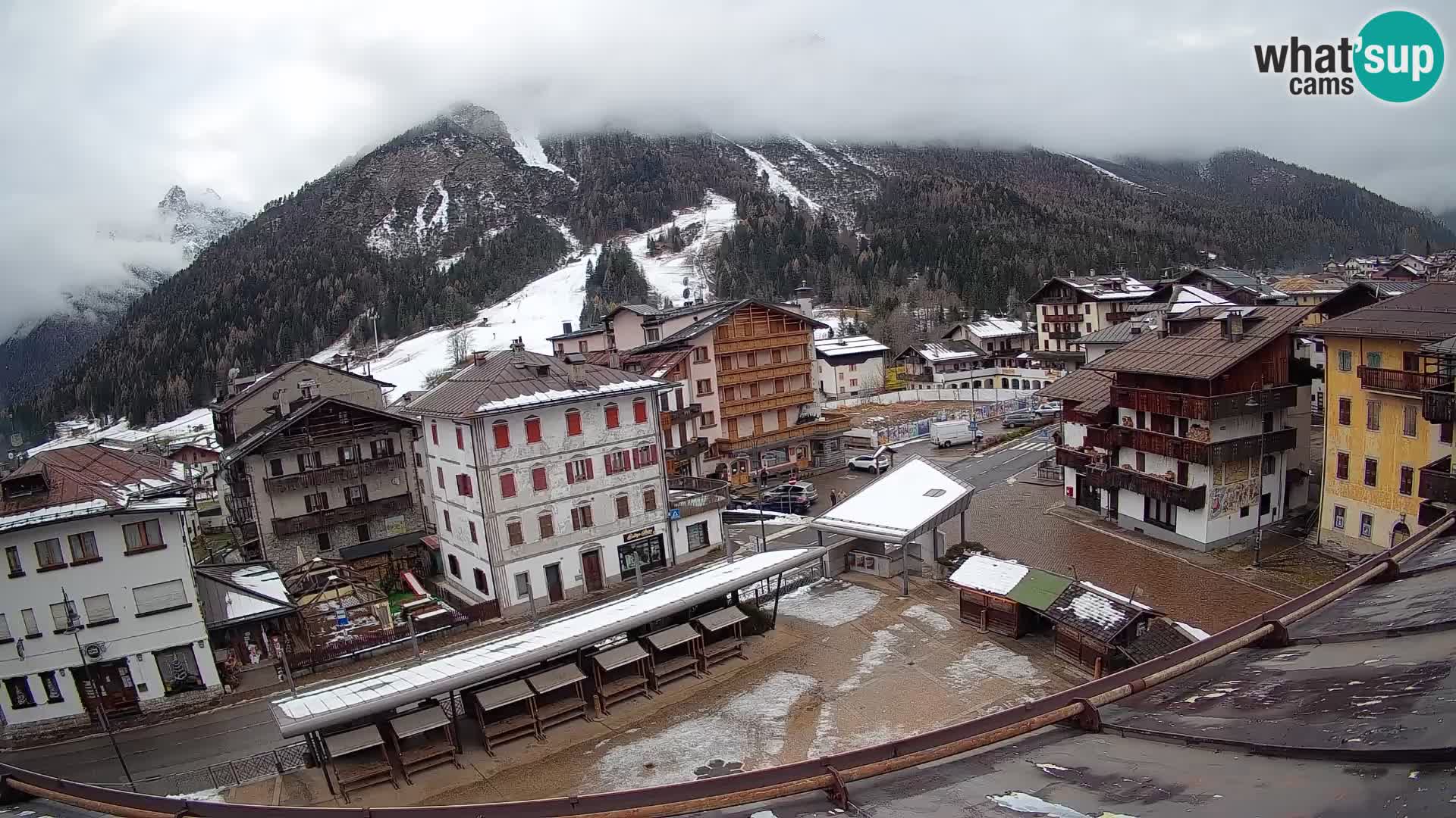 Hauptplatz von Forni di Sopra