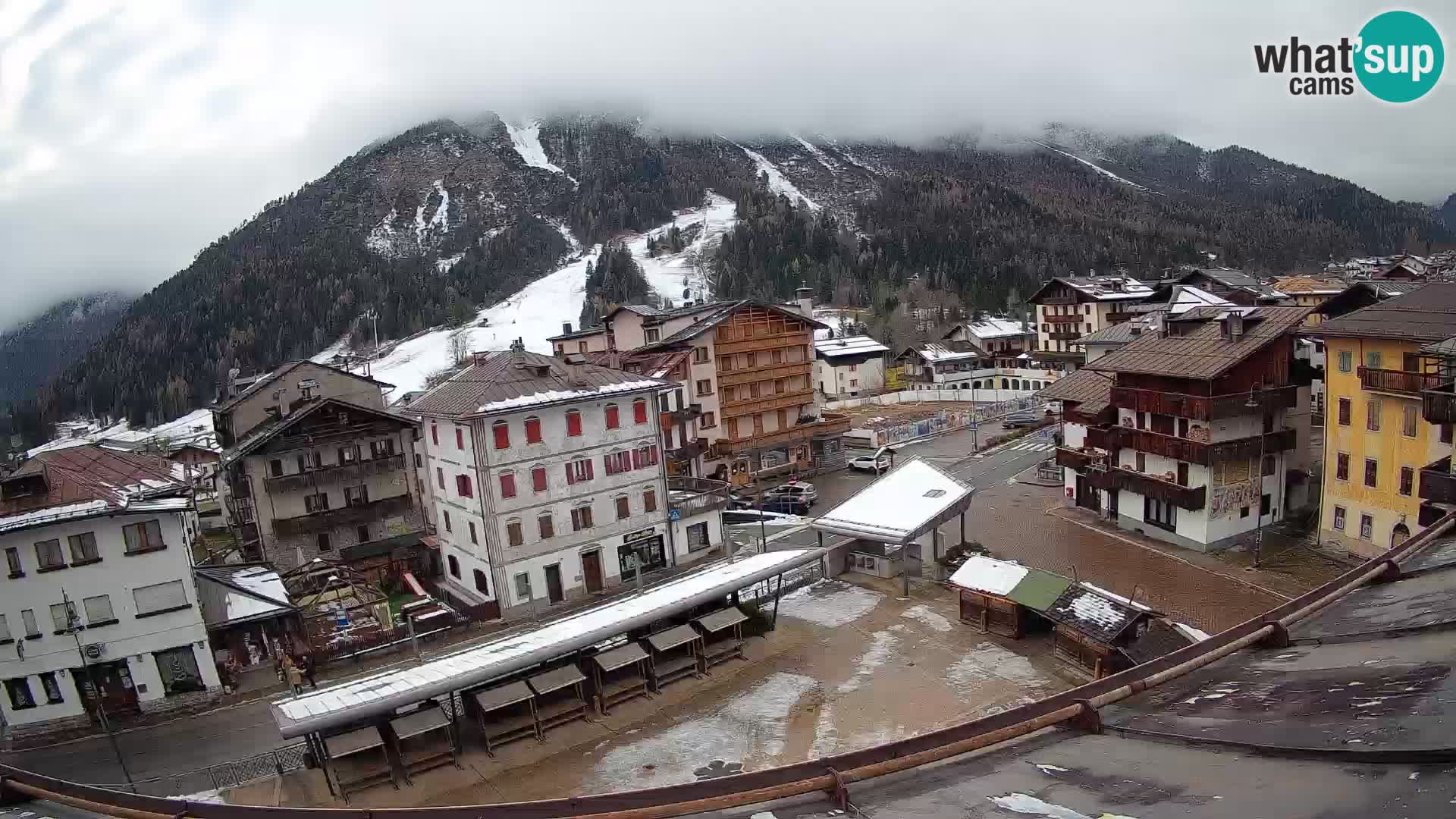 Hauptplatz von Forni di Sopra