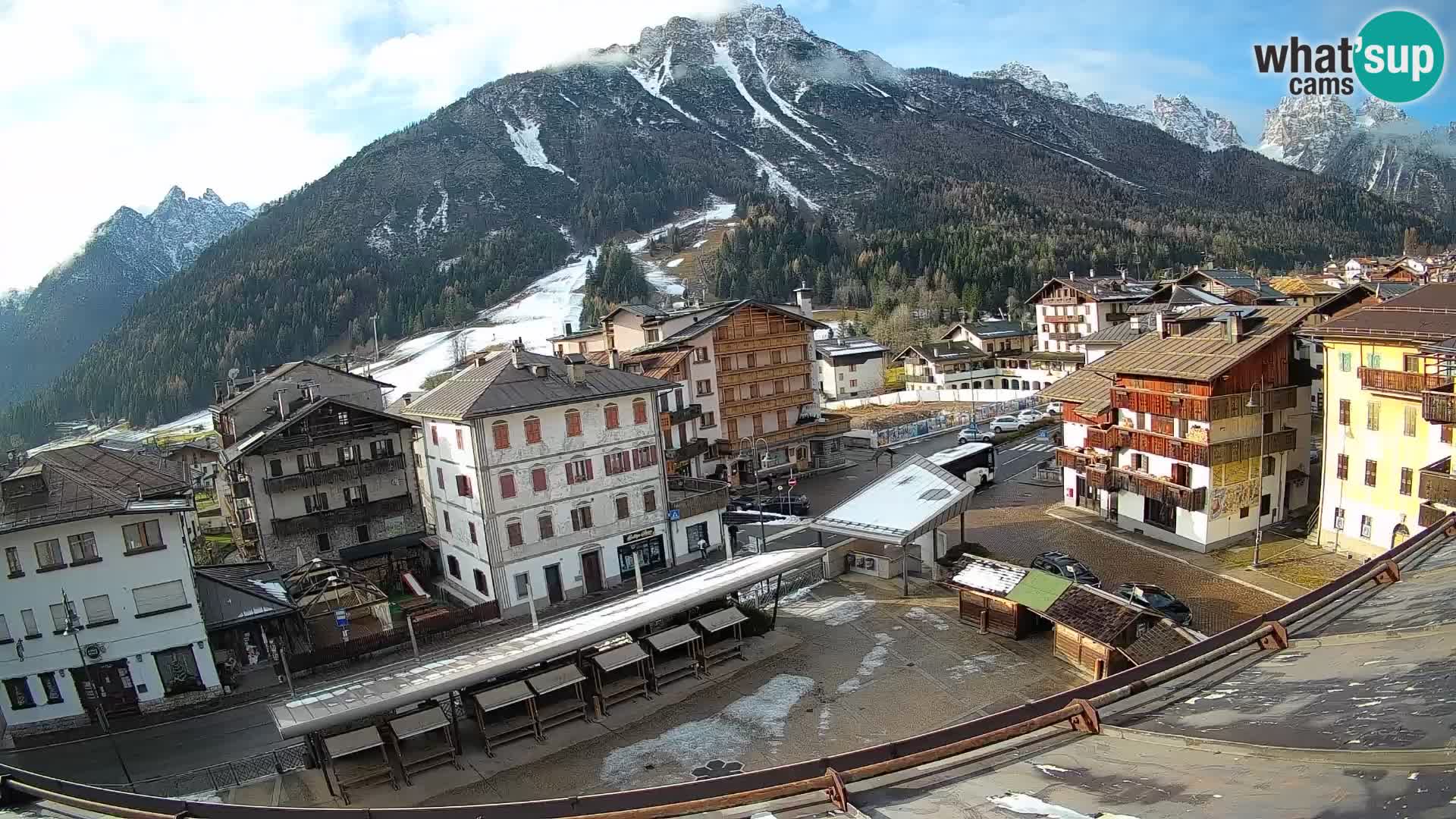 Hauptplatz von Forni di Sopra