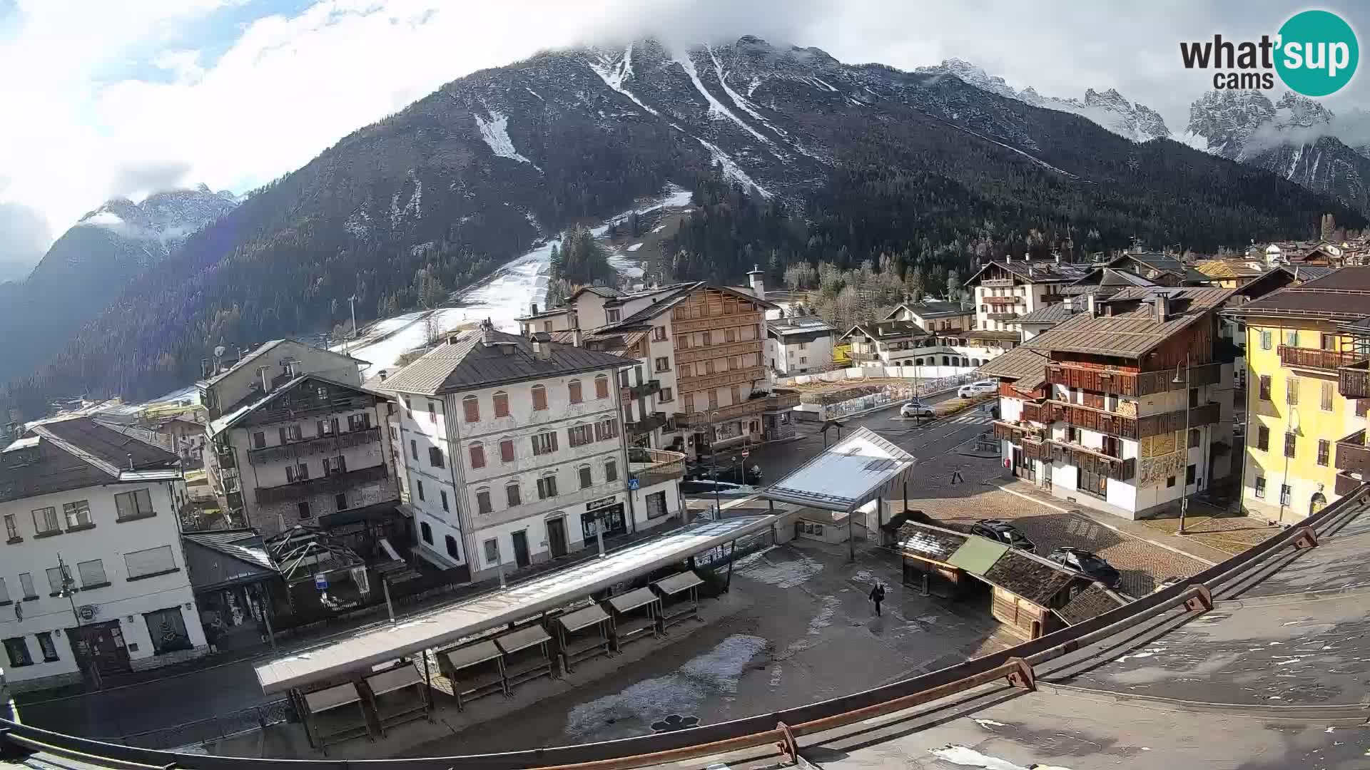 Hauptplatz von Forni di Sopra