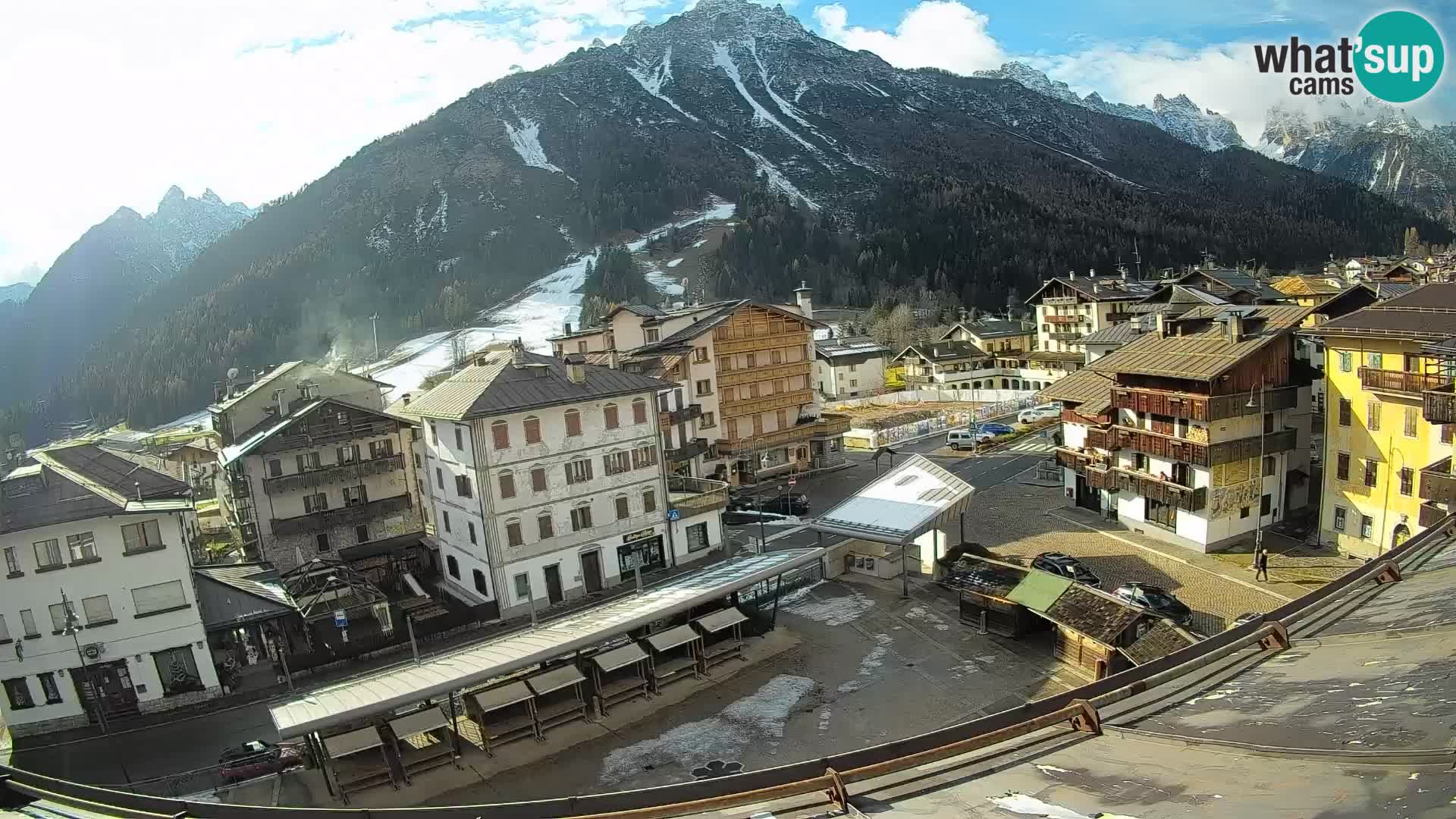 Hauptplatz von Forni di Sopra