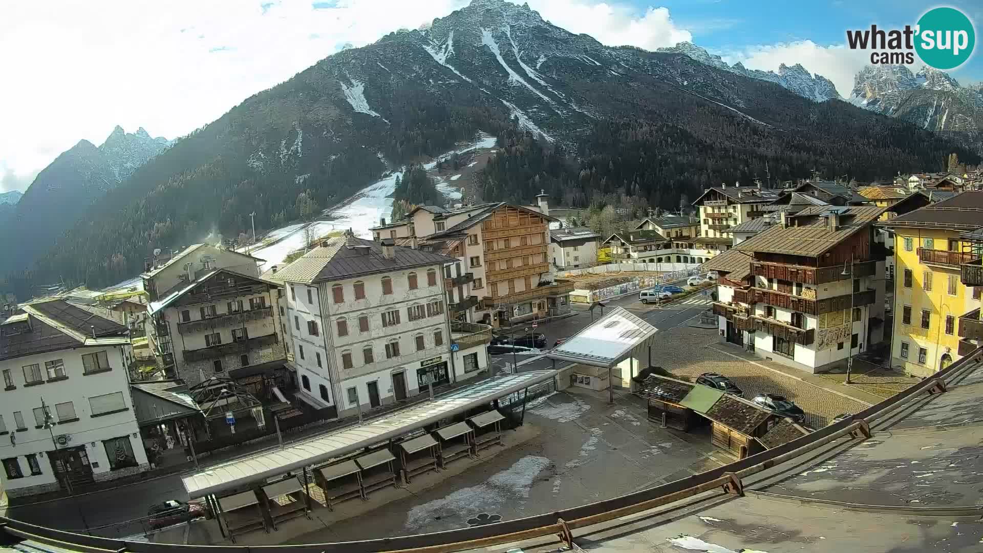 Hauptplatz von Forni di Sopra