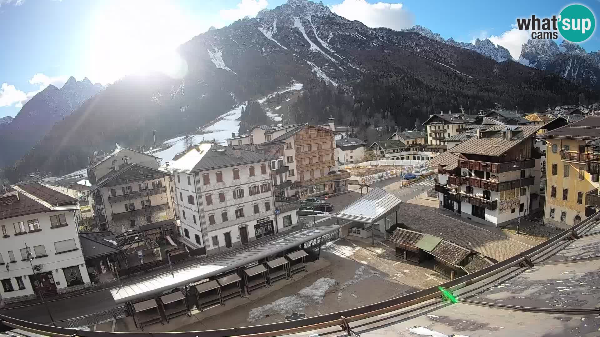 Plaza principal de Forni di Sopra