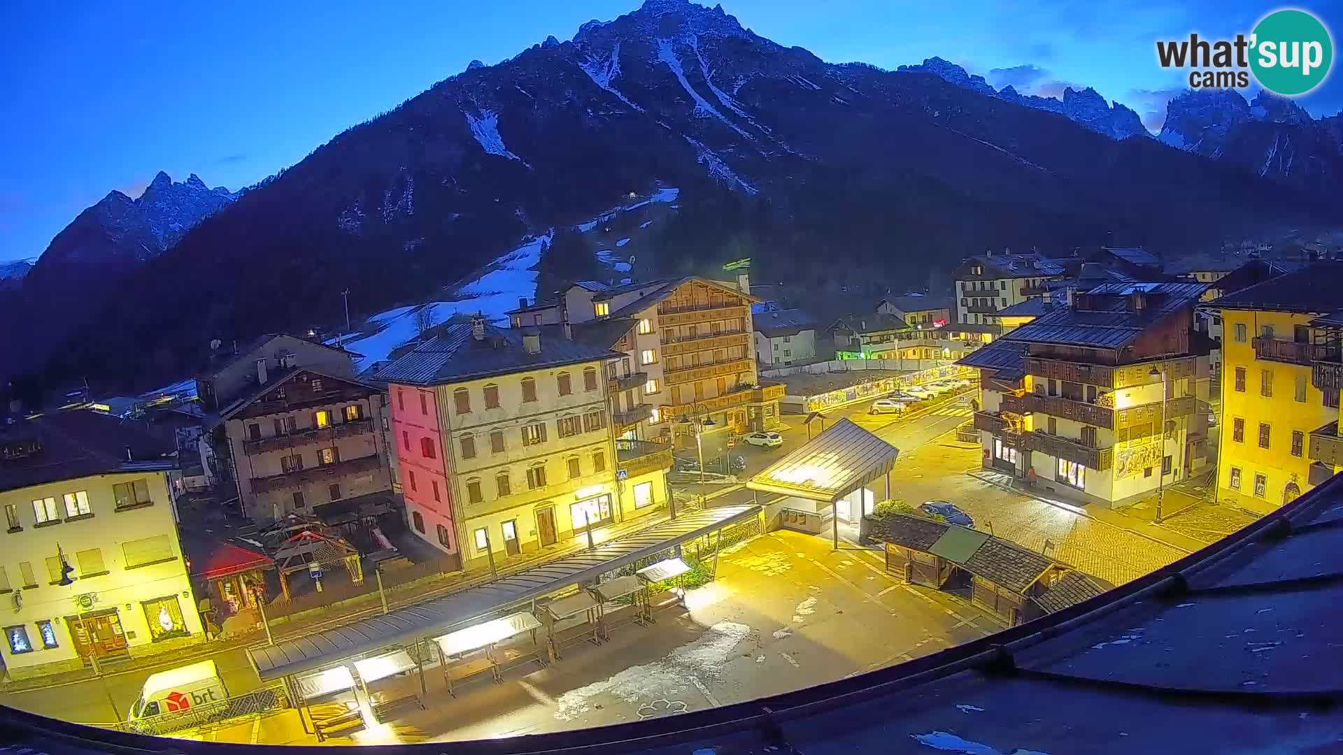 Hauptplatz von Forni di Sopra
