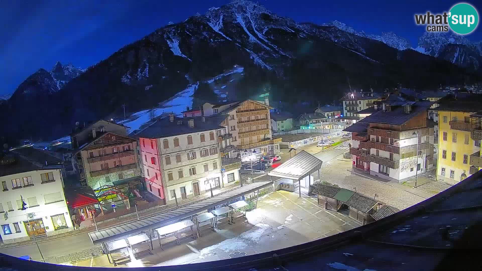 Hauptplatz von Forni di Sopra