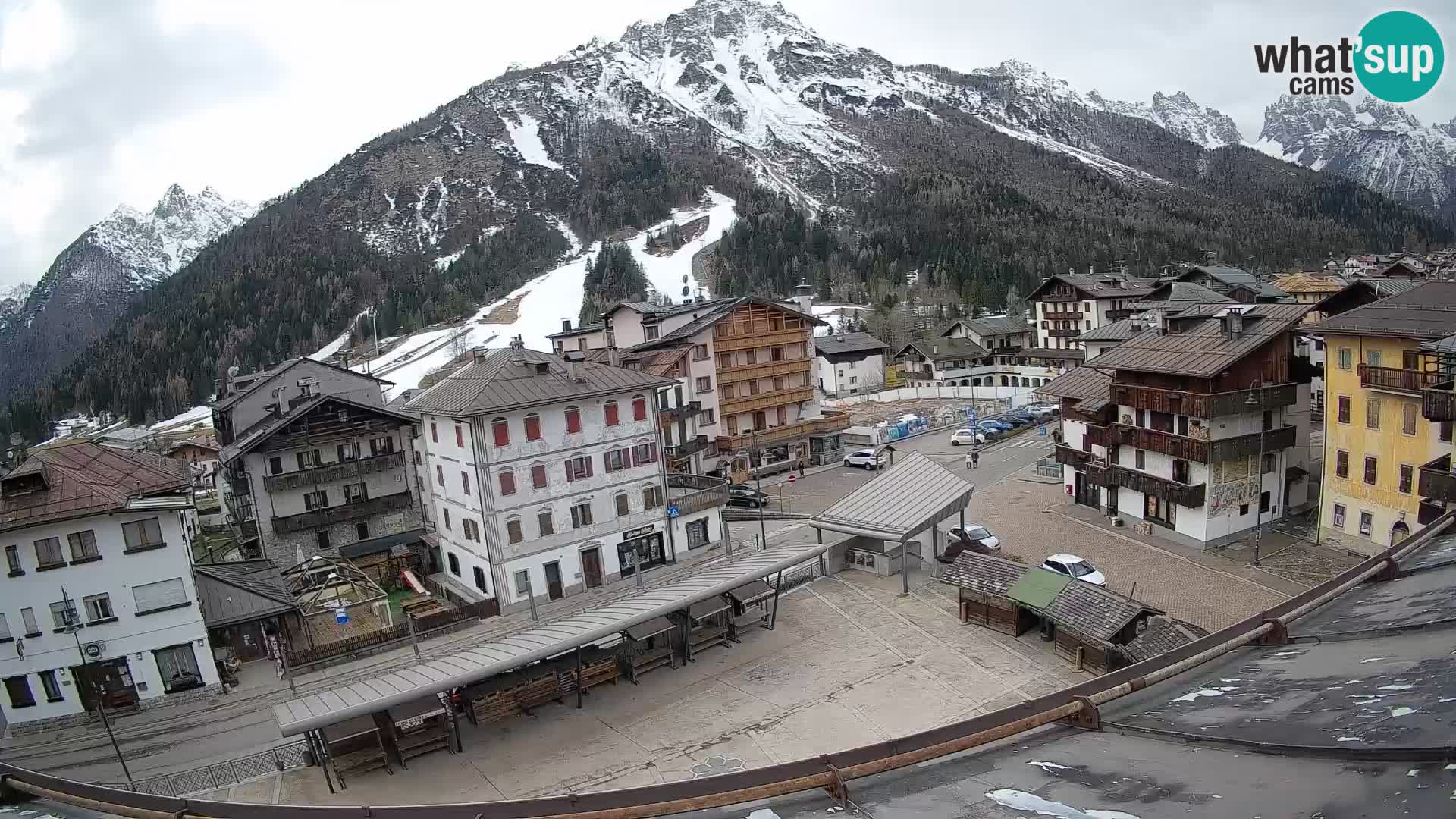 Hauptplatz von Forni di Sopra