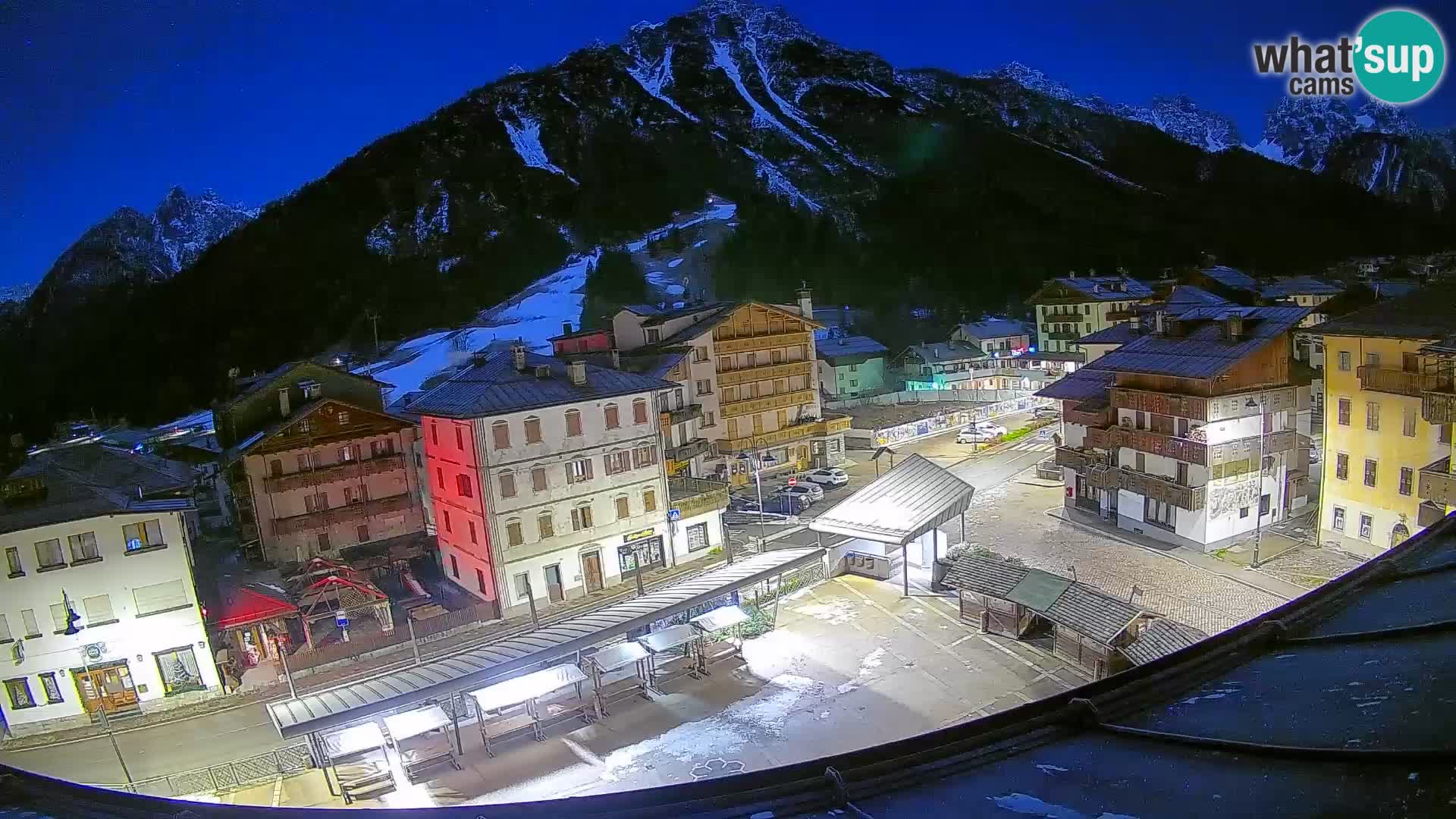 Hauptplatz von Forni di Sopra