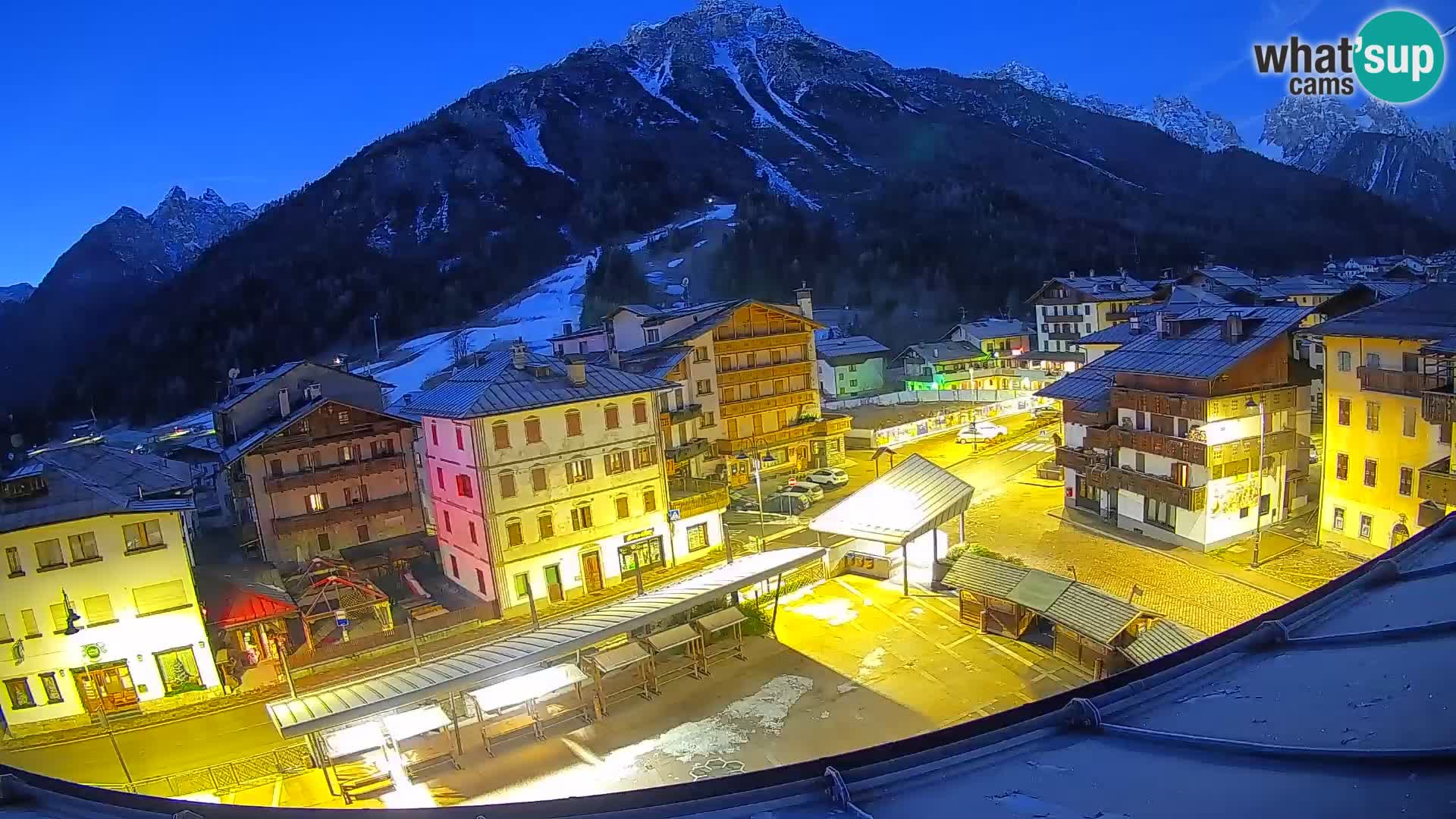 Hauptplatz von Forni di Sopra