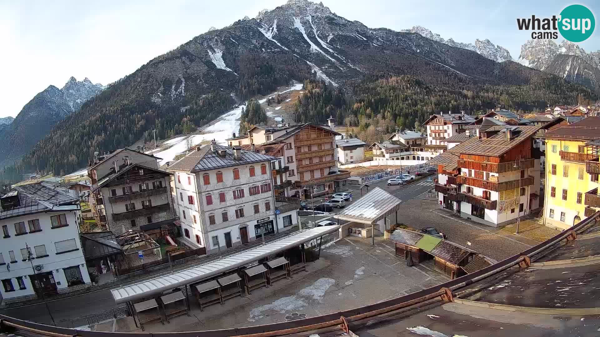 Hauptplatz von Forni di Sopra