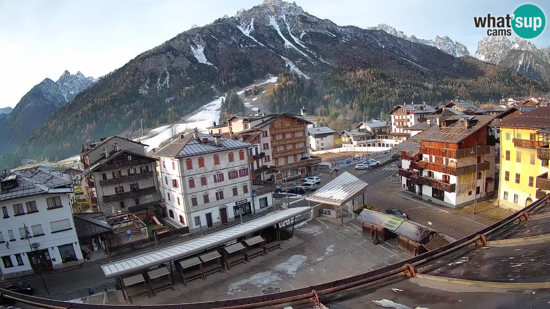 Hauptplatz von Forni di Sopra