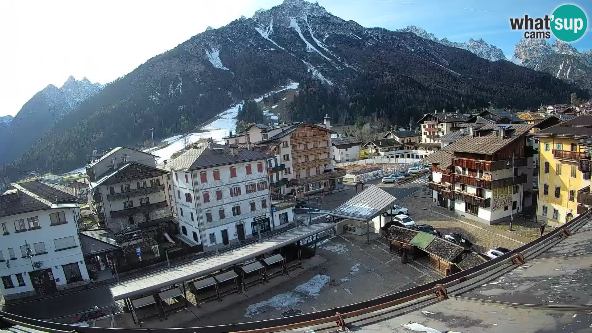 Hauptplatz von Forni di Sopra