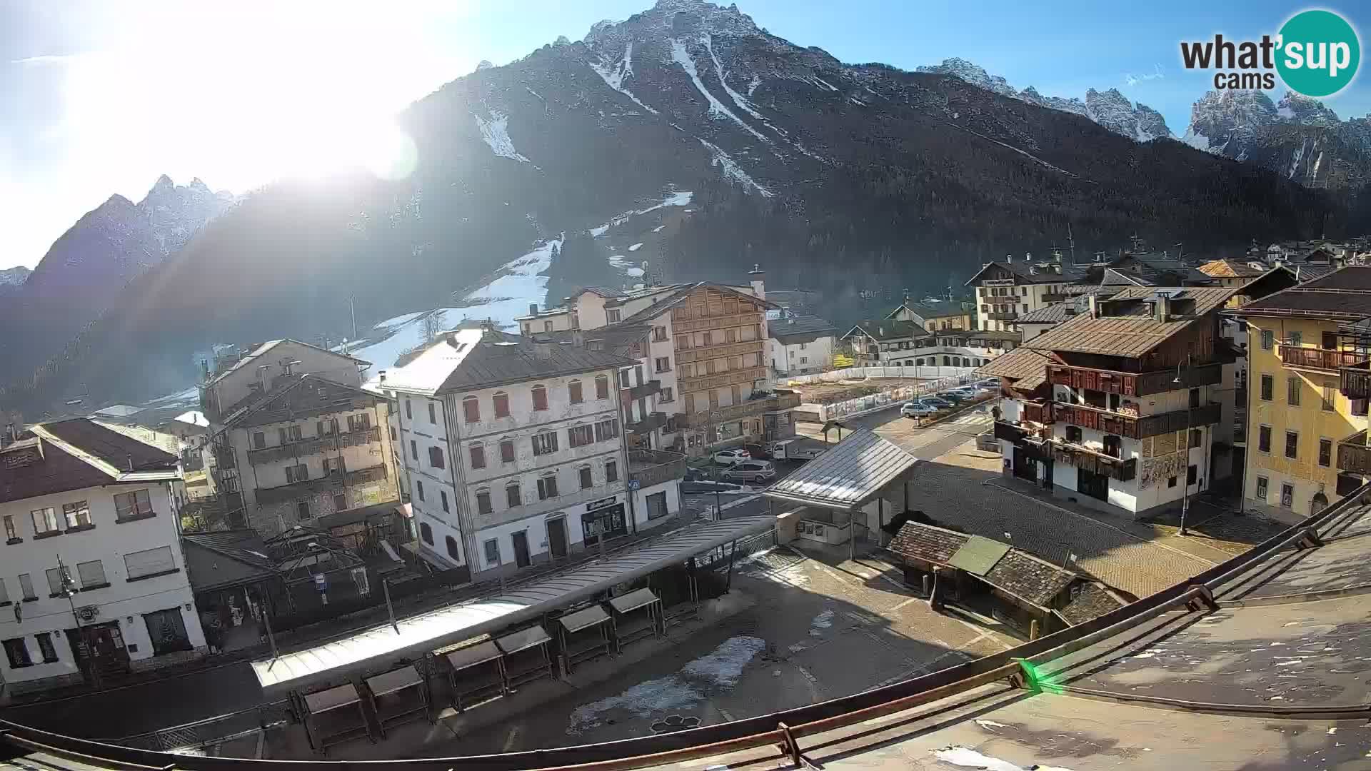 Piazza centrale di Forni di Sopra