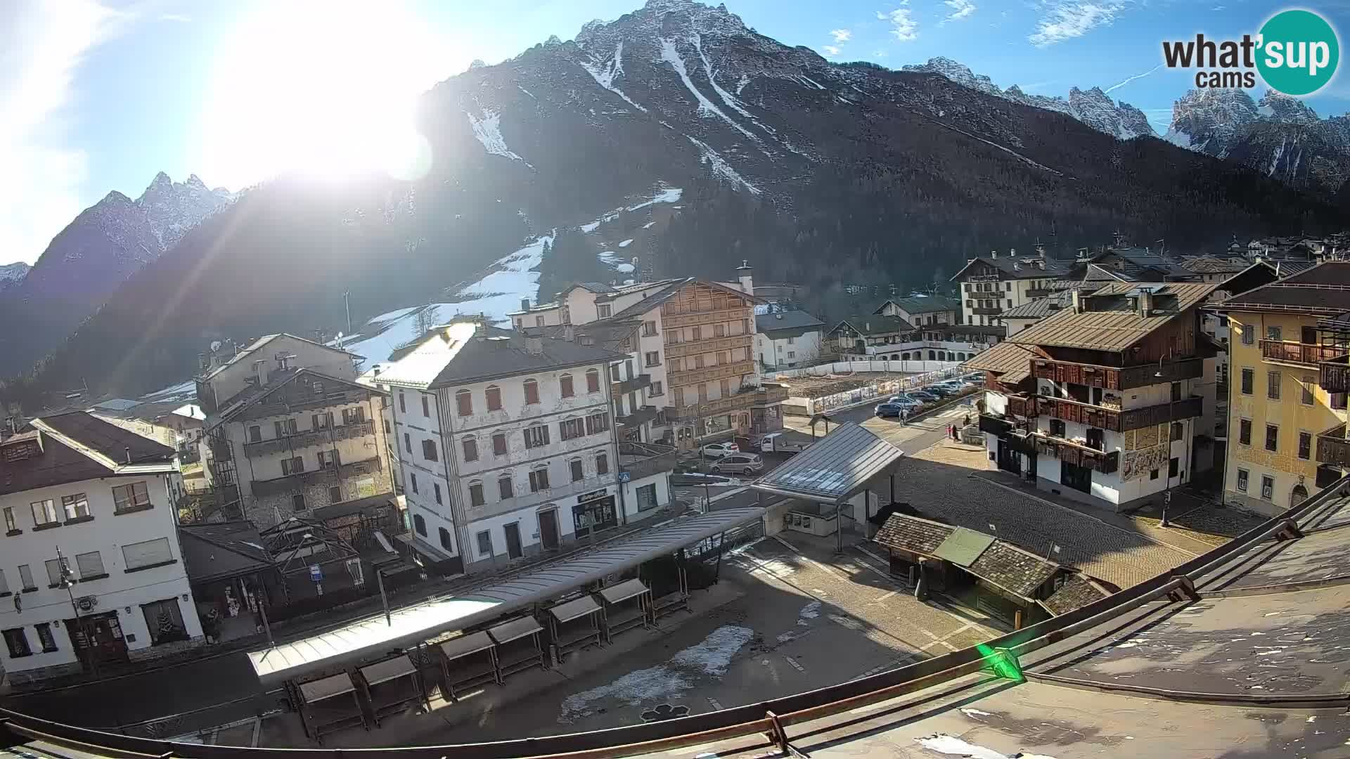 Piazza centrale di Forni di Sopra