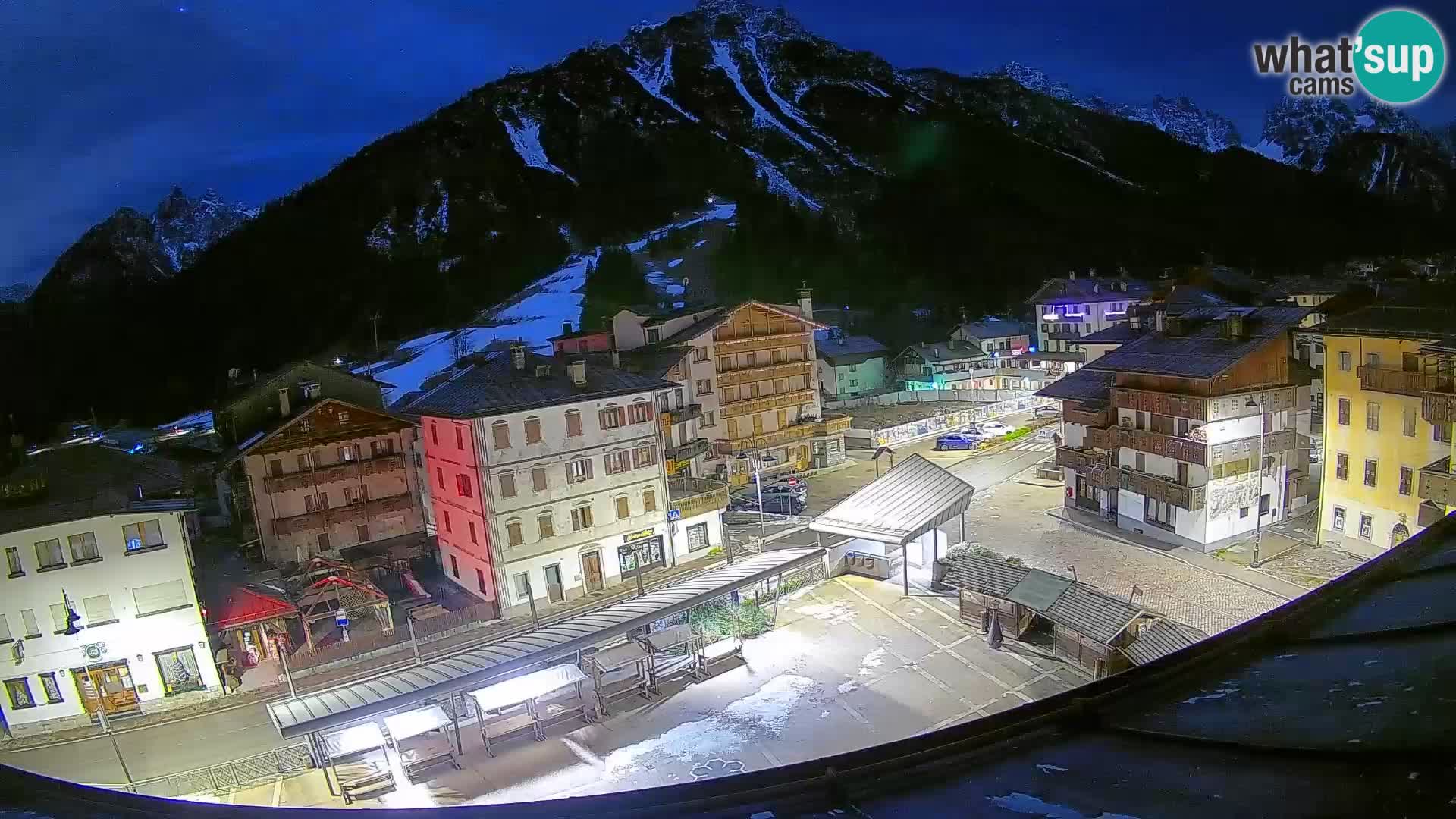 Hauptplatz von Forni di Sopra