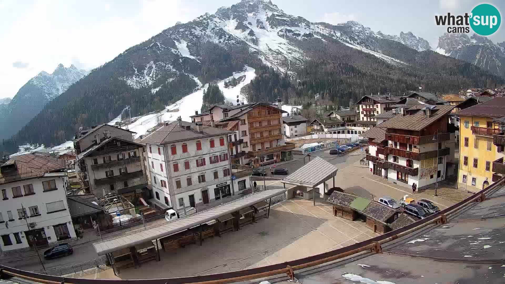Hauptplatz von Forni di Sopra