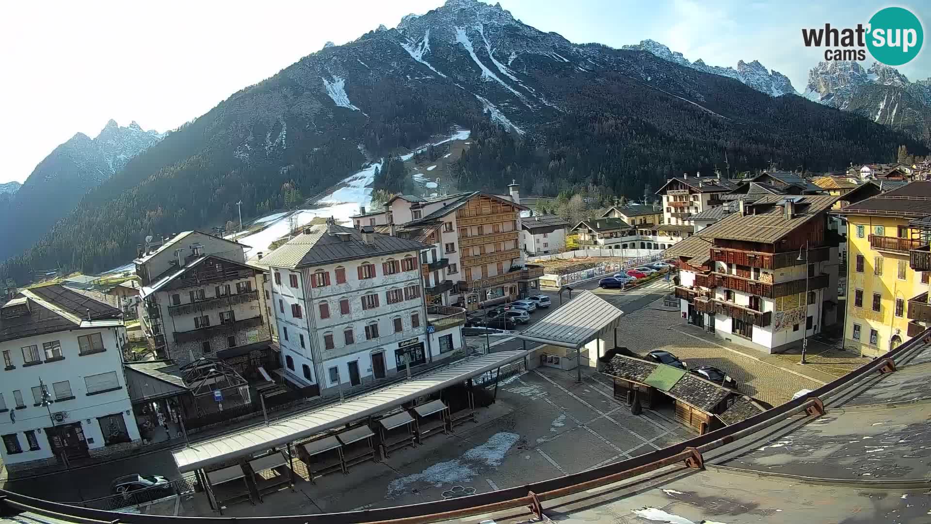 Hauptplatz von Forni di Sopra