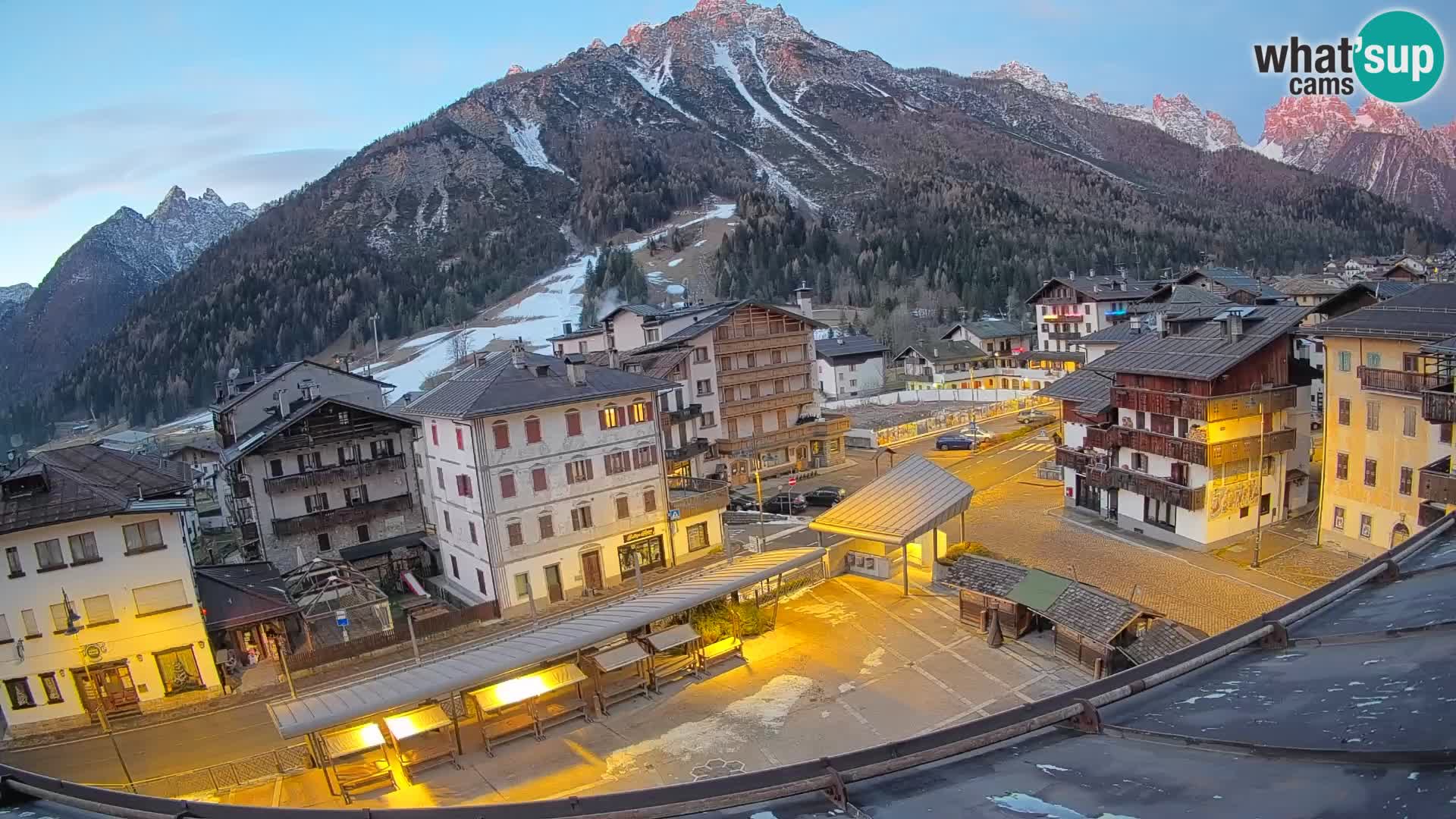Hauptplatz von Forni di Sopra