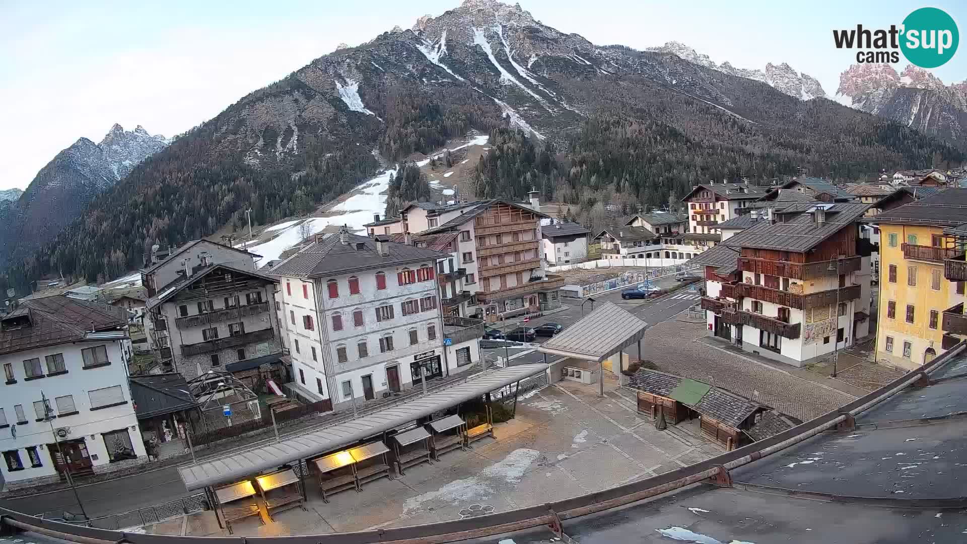 Hauptplatz von Forni di Sopra