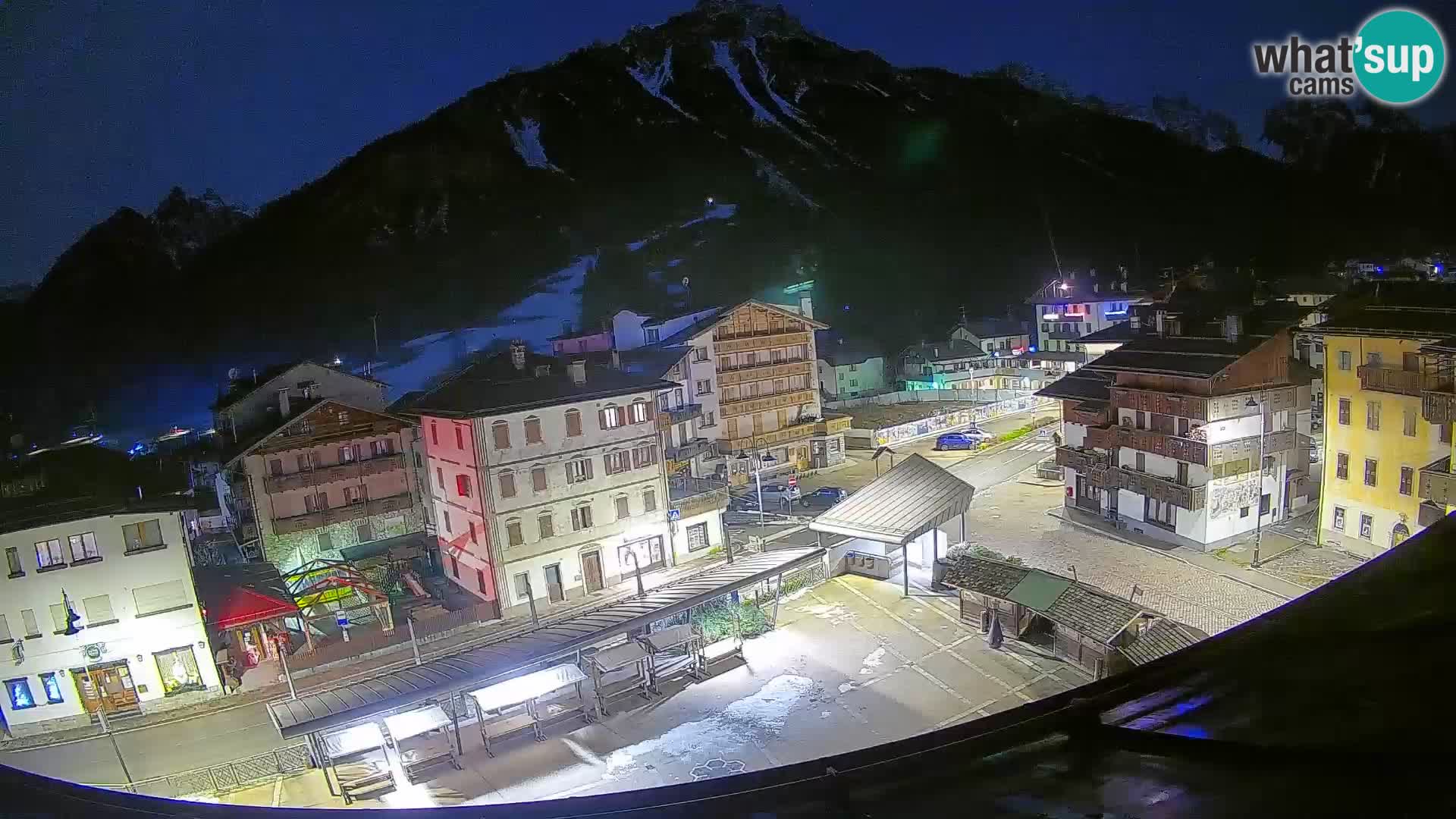 Hauptplatz von Forni di Sopra