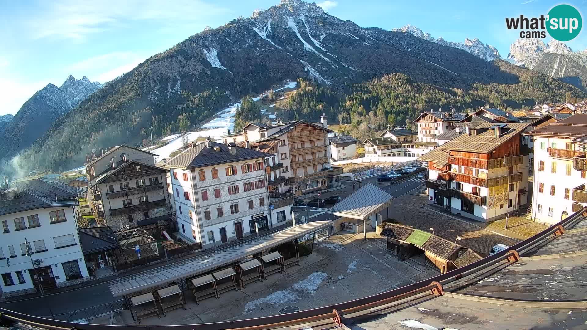 Hauptplatz von Forni di Sopra