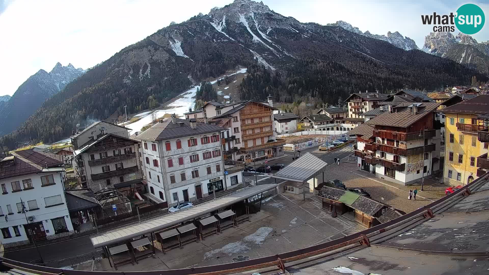 Hauptplatz von Forni di Sopra