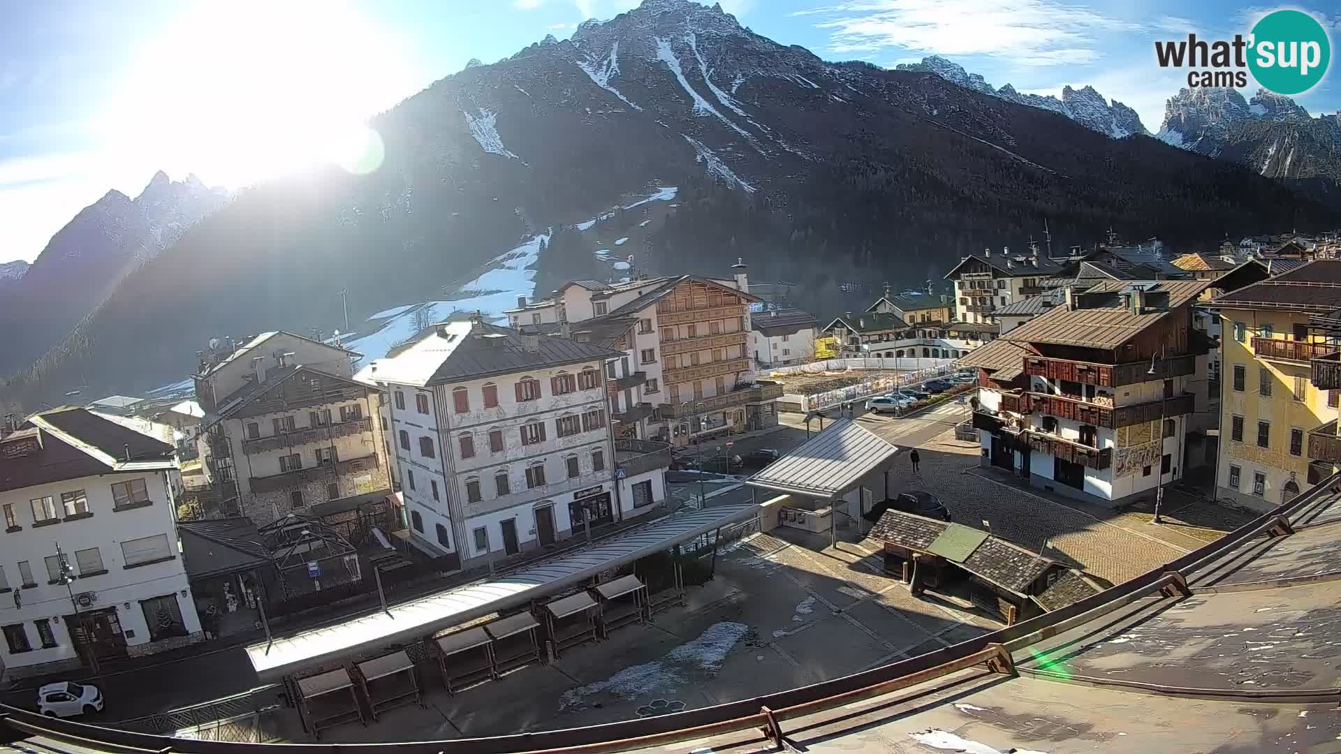 Piazza centrale di Forni di Sopra