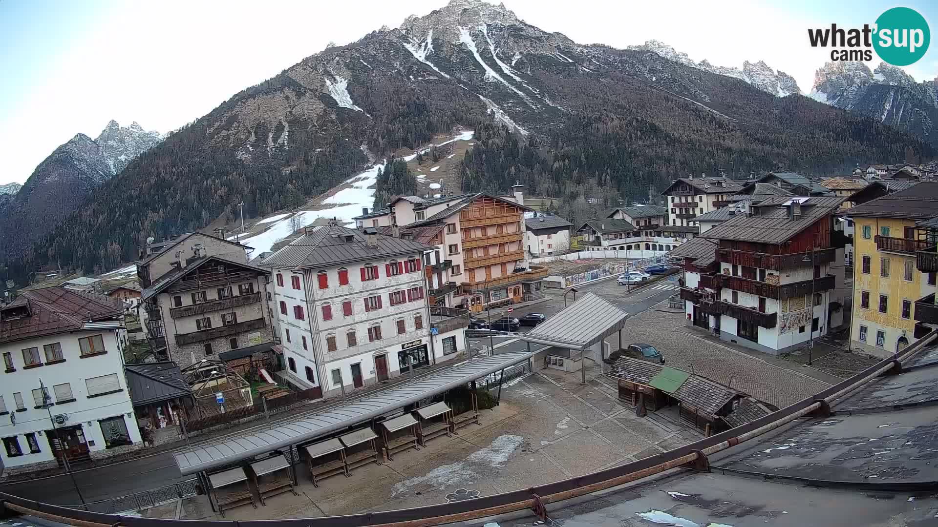 Hauptplatz von Forni di Sopra