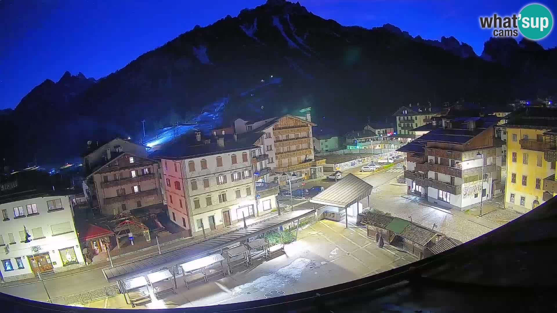 Hauptplatz von Forni di Sopra