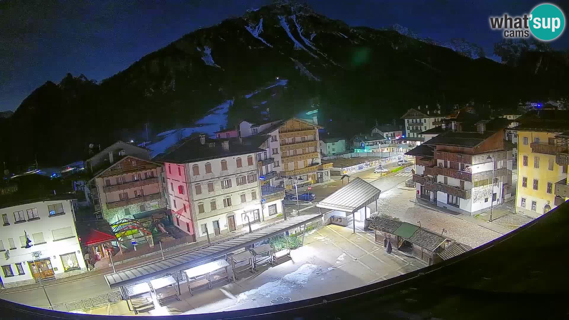 Hauptplatz von Forni di Sopra