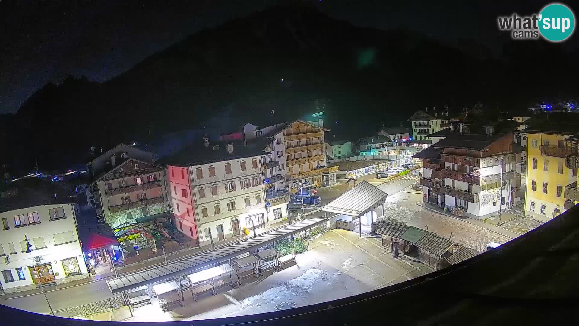 Hauptplatz von Forni di Sopra