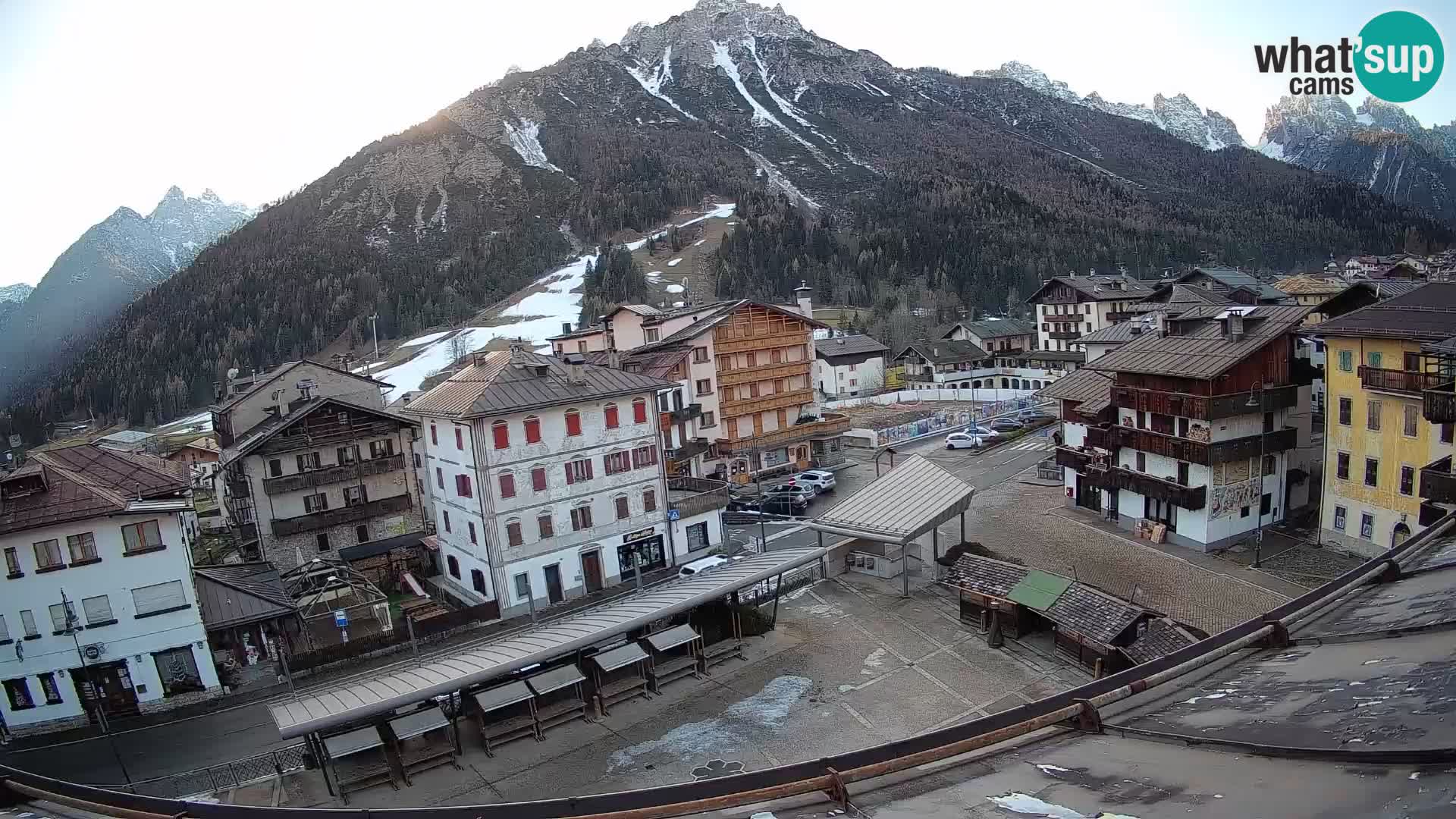Hauptplatz von Forni di Sopra
