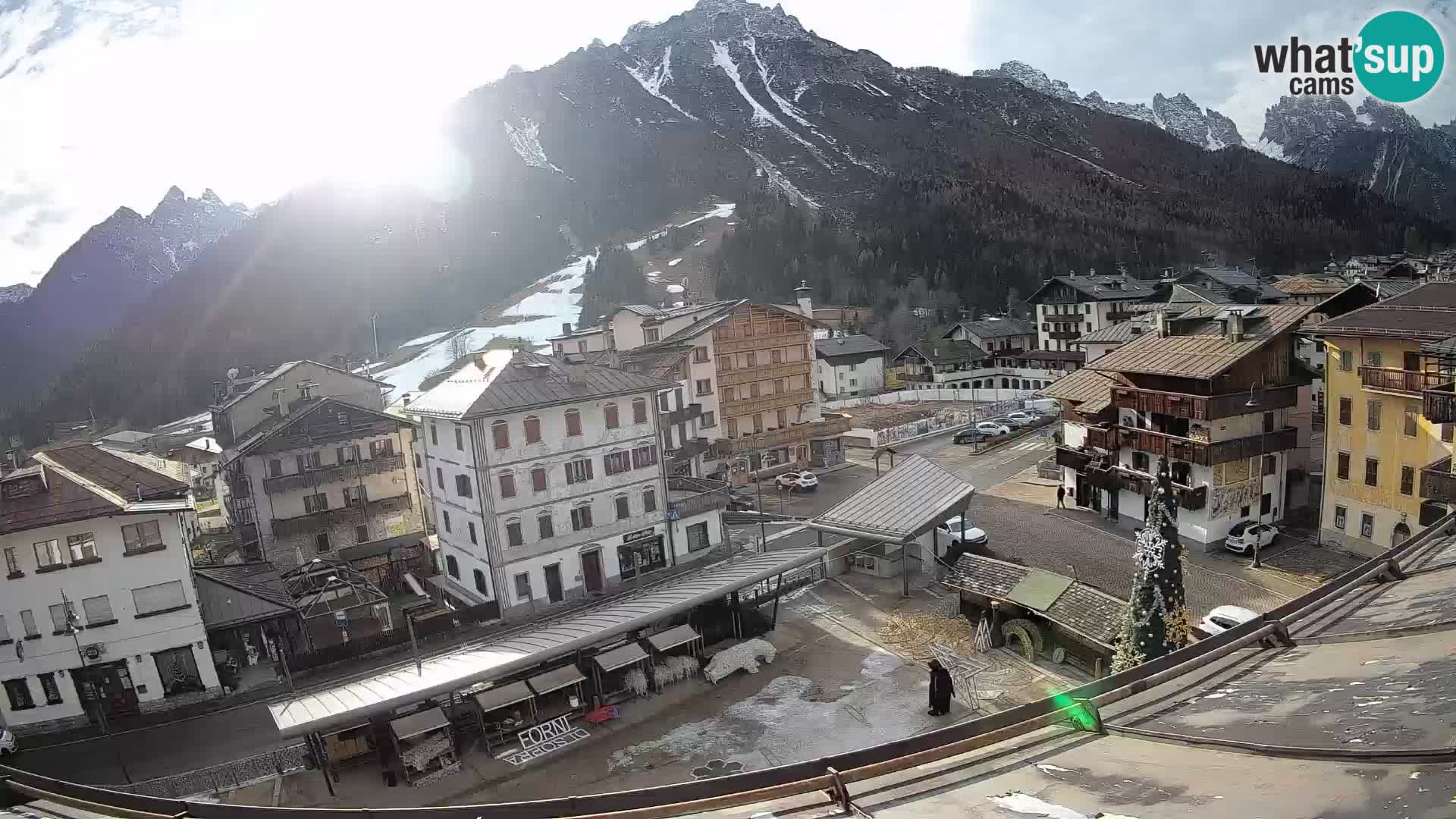 Piazza centrale di Forni di Sopra