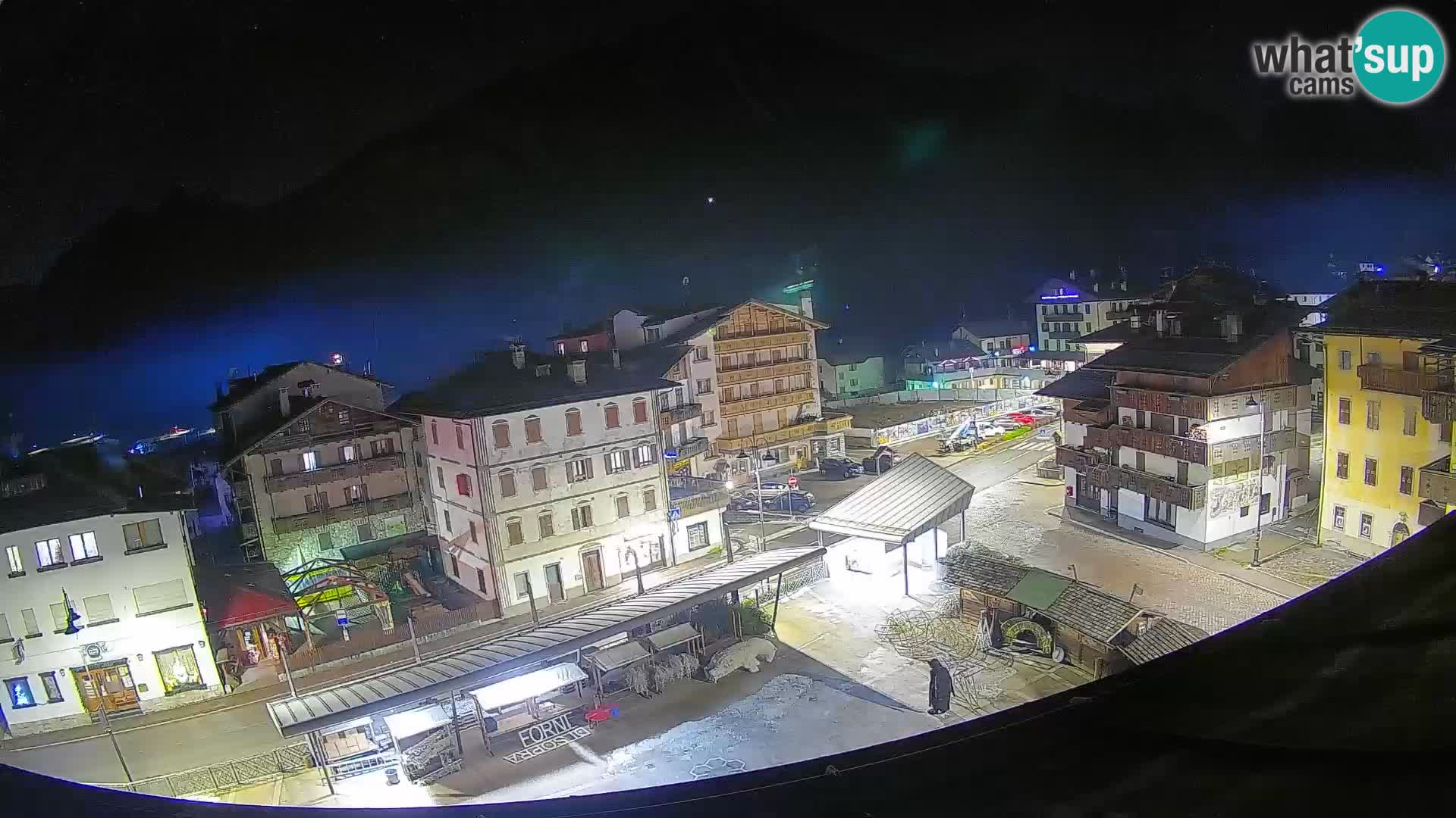 Plaza principal de Forni di Sopra