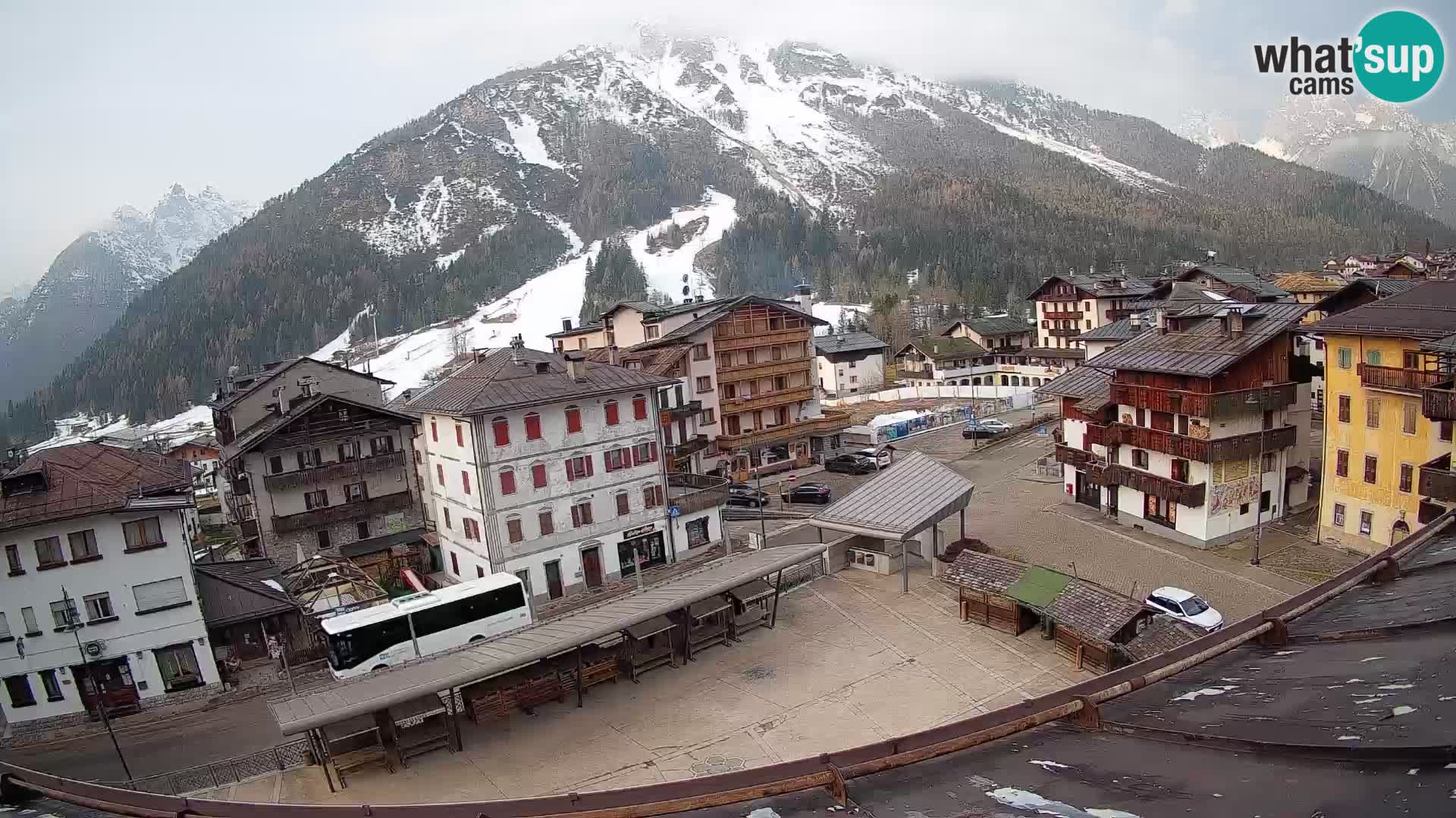 Hauptplatz von Forni di Sopra