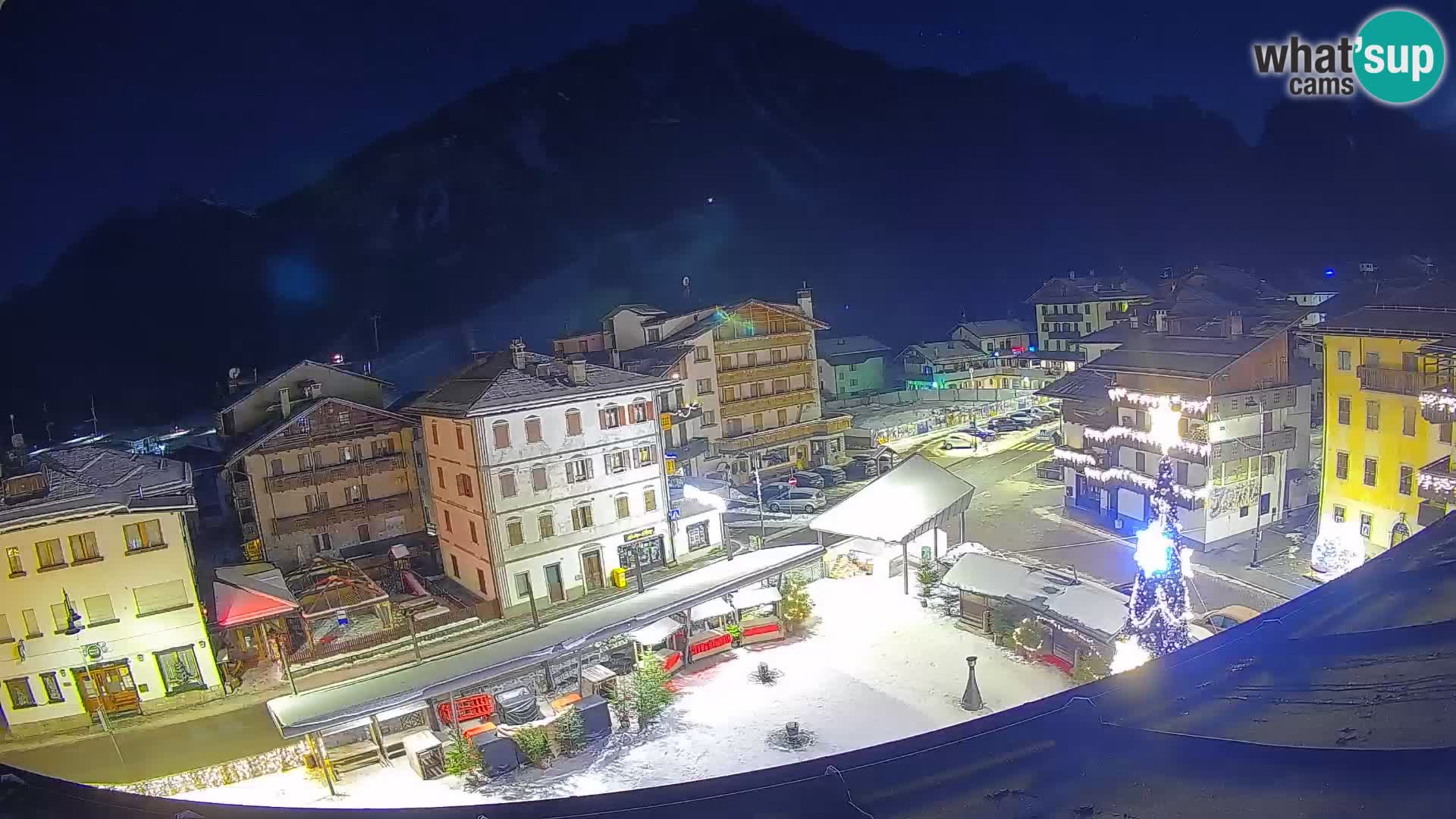 Hauptplatz von Forni di Sopra