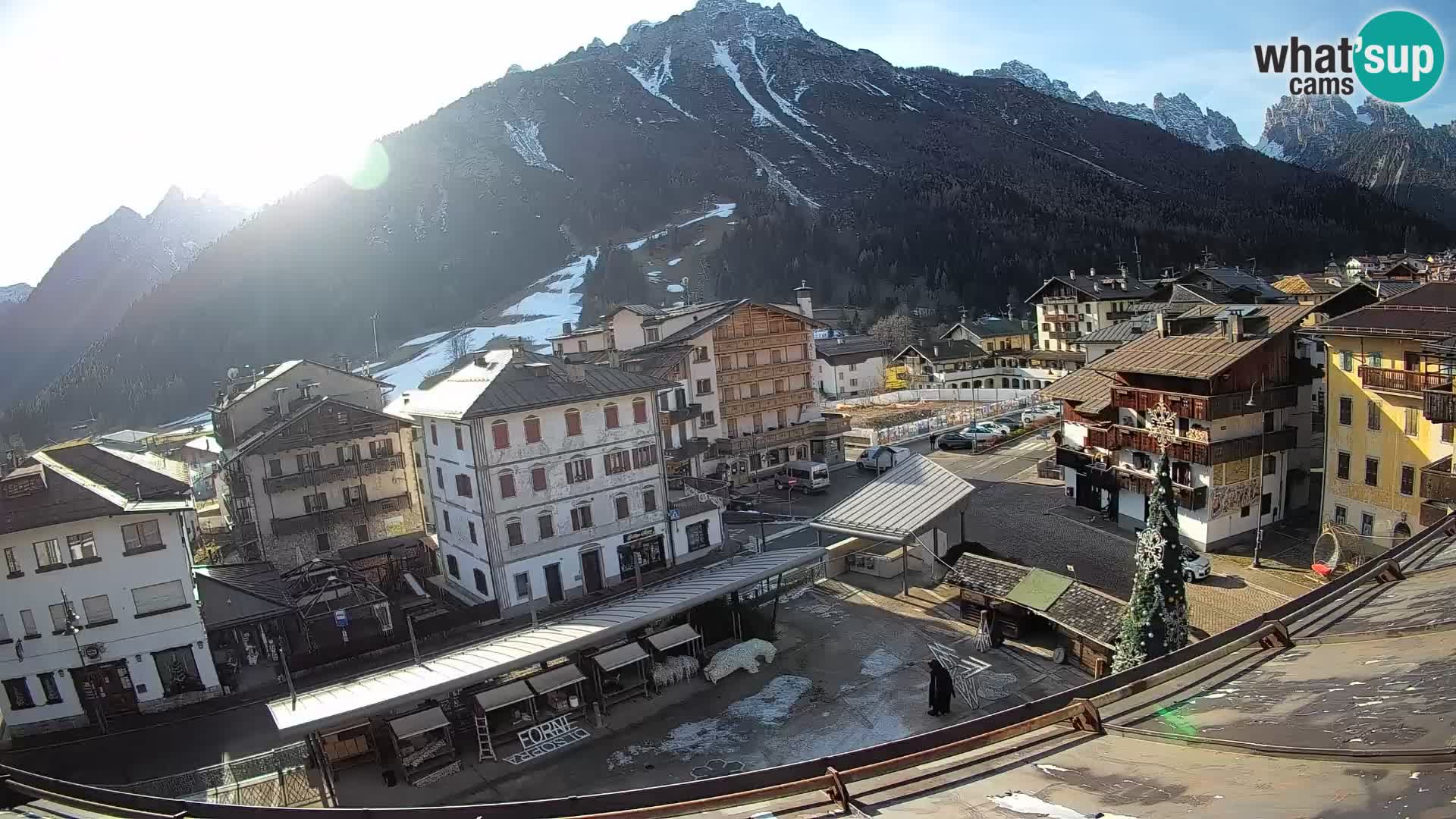 Hauptplatz von Forni di Sopra