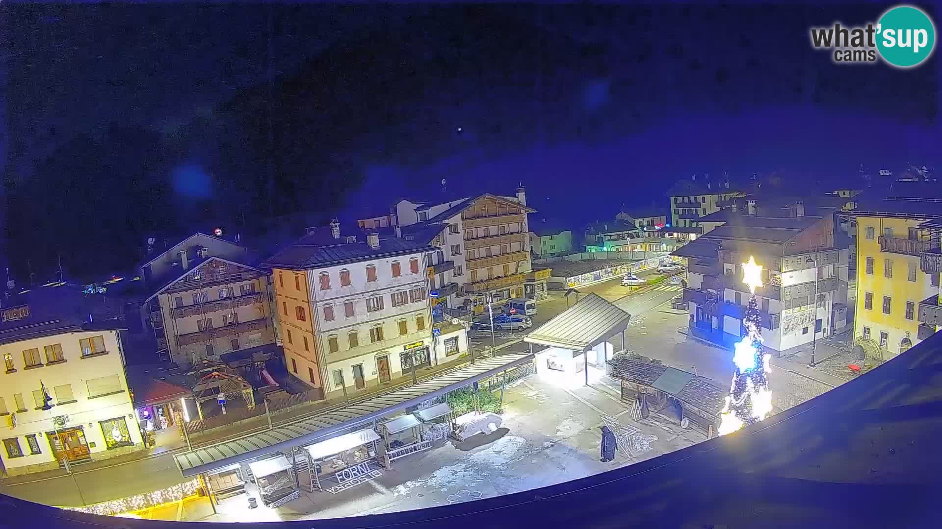 Plaza principal de Forni di Sopra