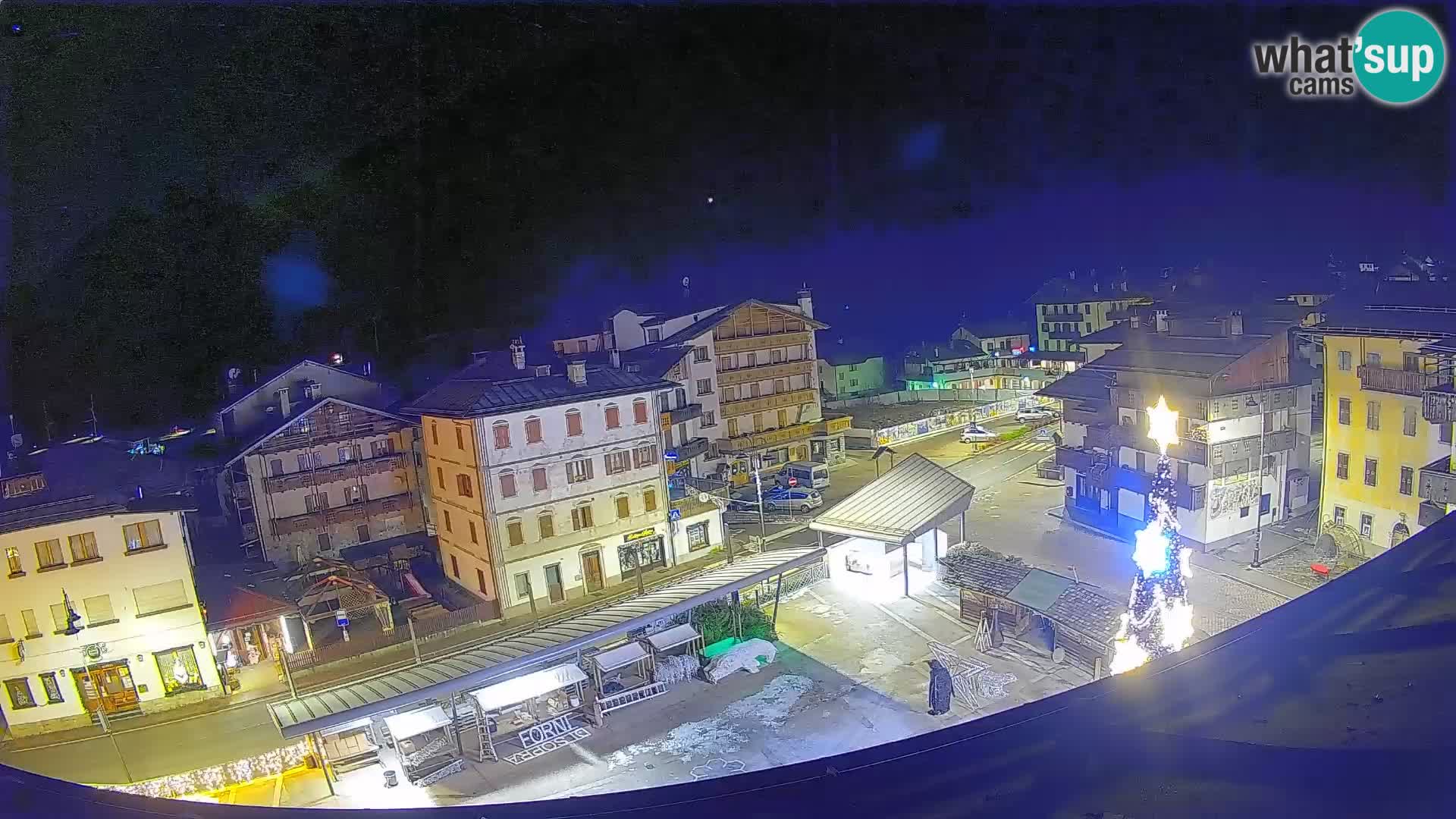 Plaza principal de Forni di Sopra