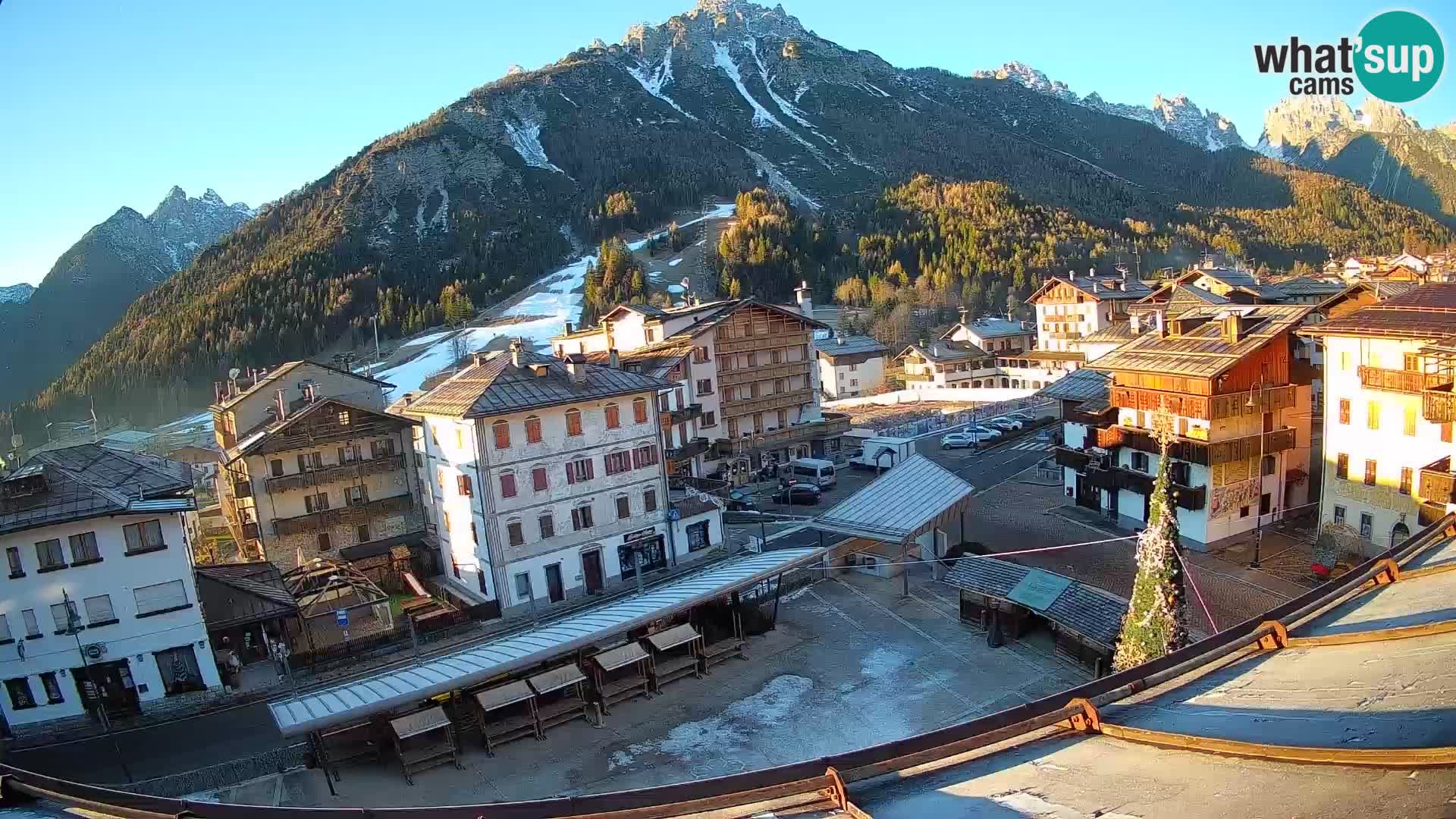 Hauptplatz von Forni di Sopra