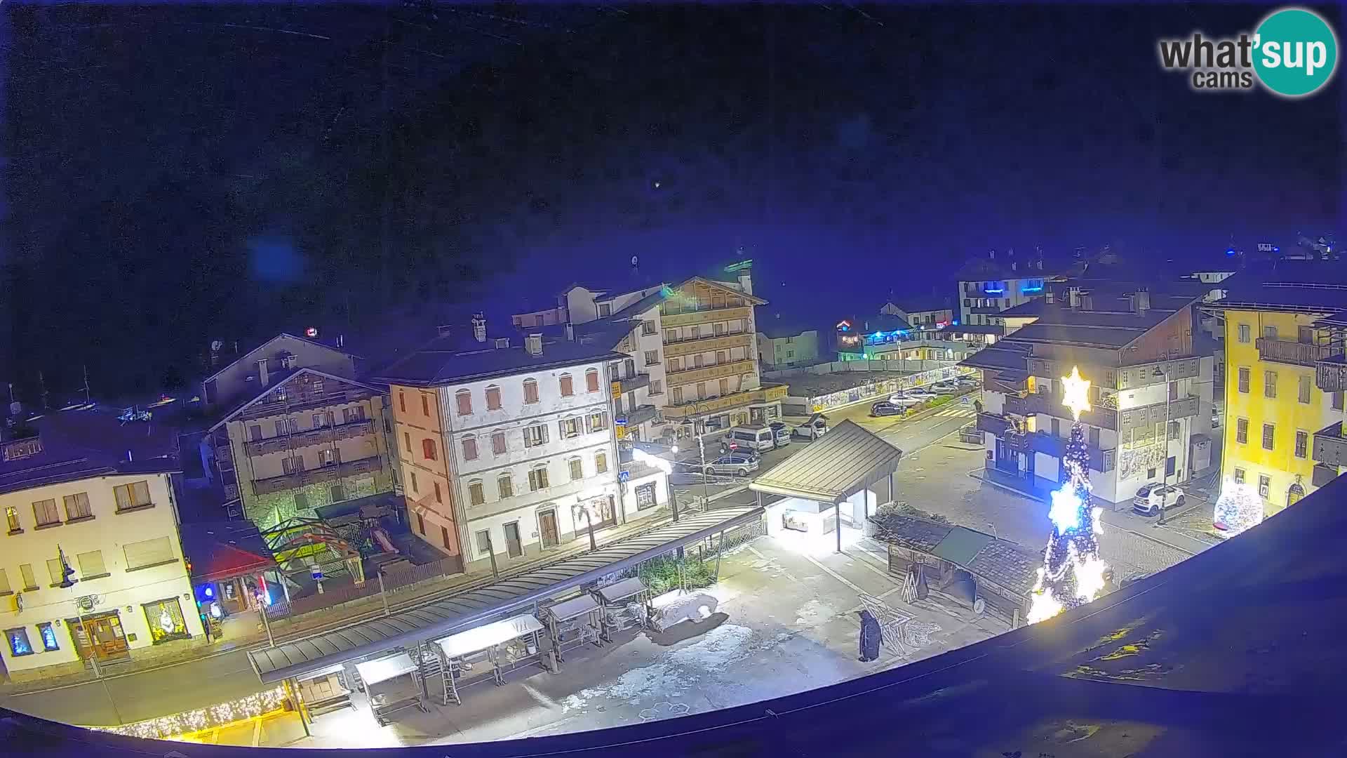 Hauptplatz von Forni di Sopra