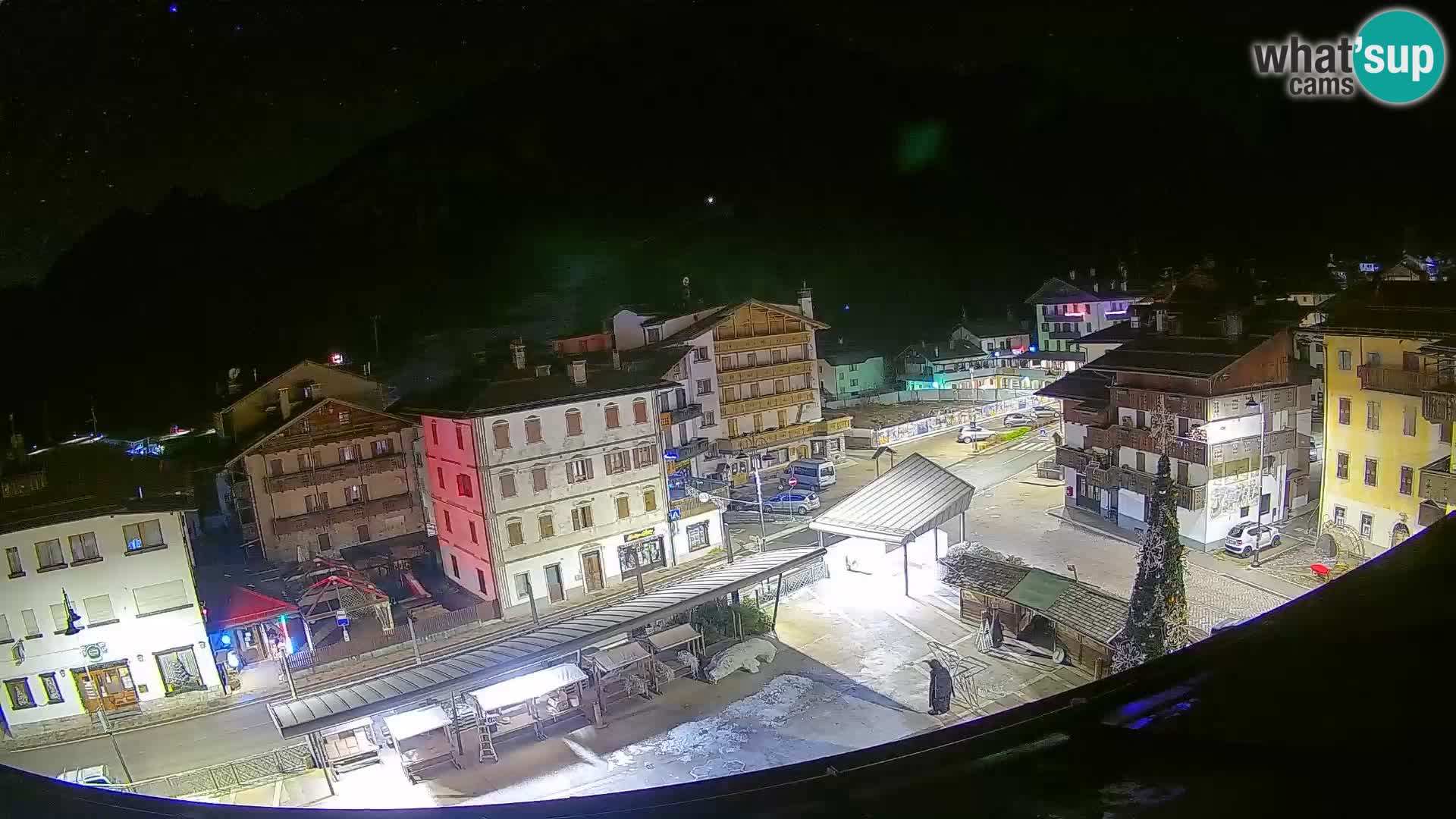 Hauptplatz von Forni di Sopra