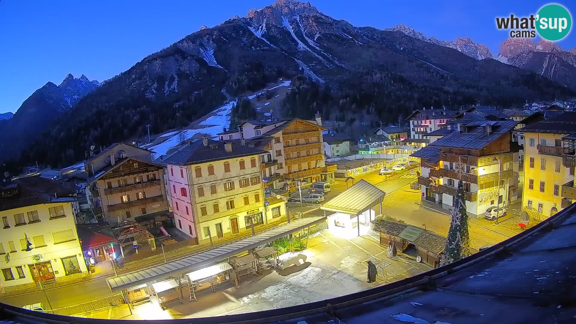 Hauptplatz von Forni di Sopra