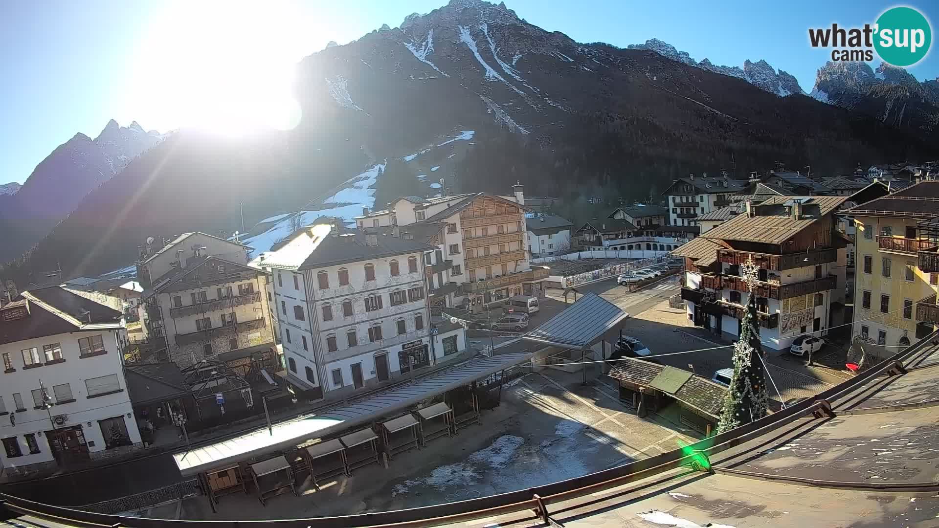 Hauptplatz von Forni di Sopra