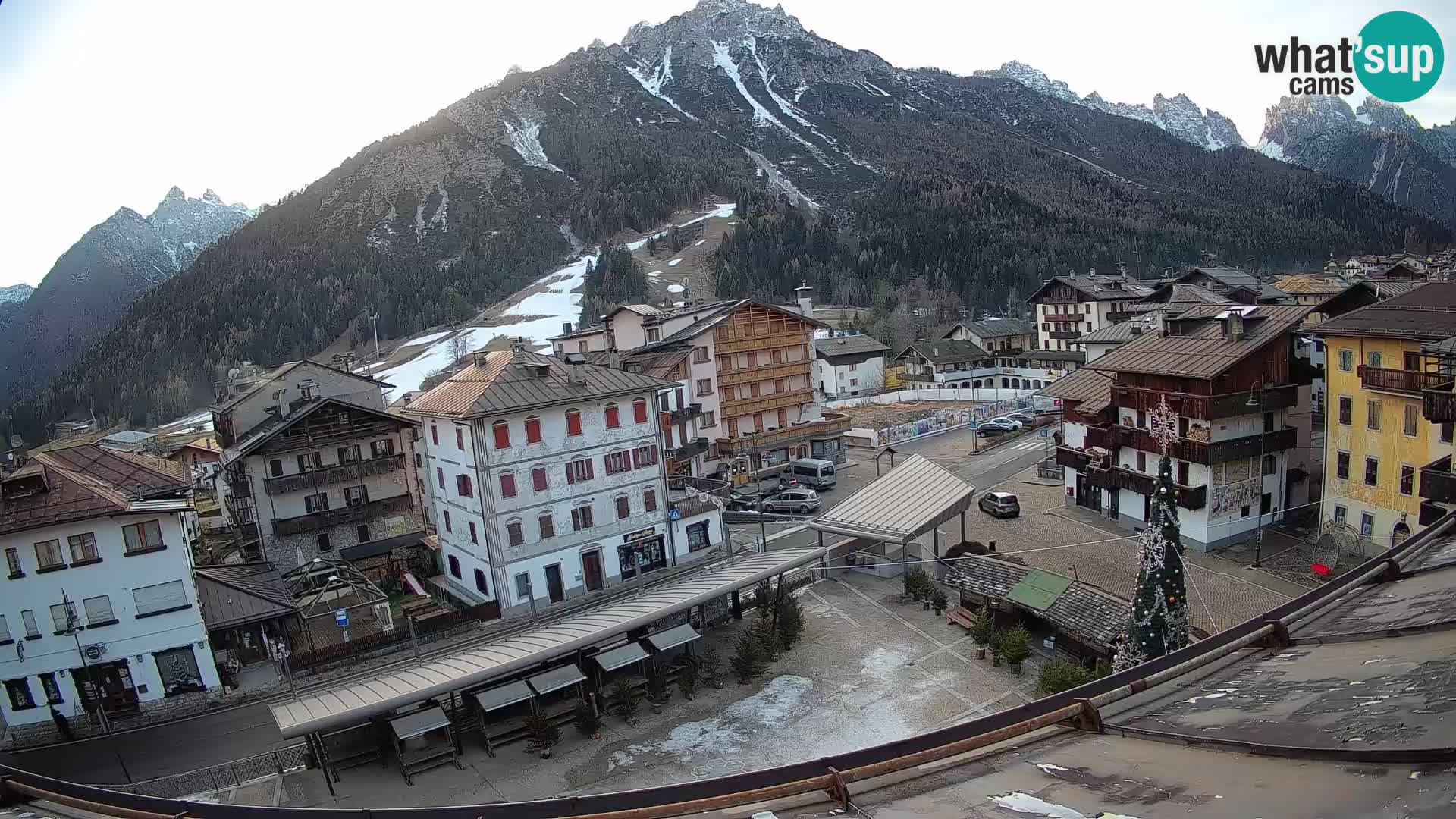 Hauptplatz von Forni di Sopra