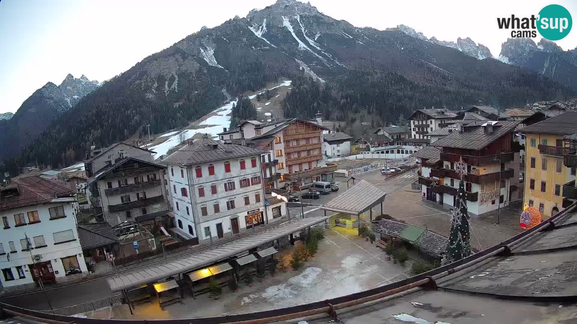 Hauptplatz von Forni di Sopra