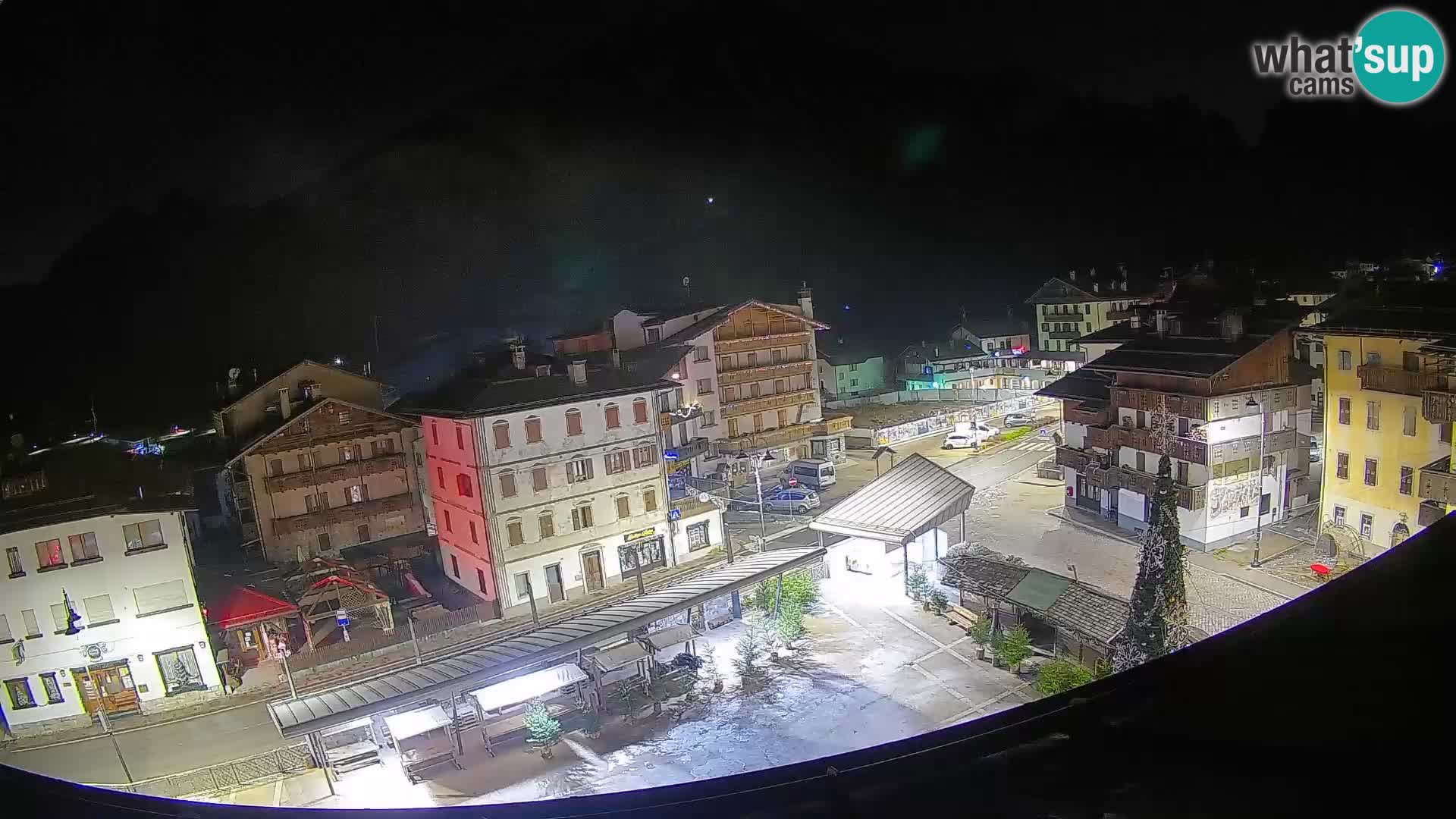 Hauptplatz von Forni di Sopra