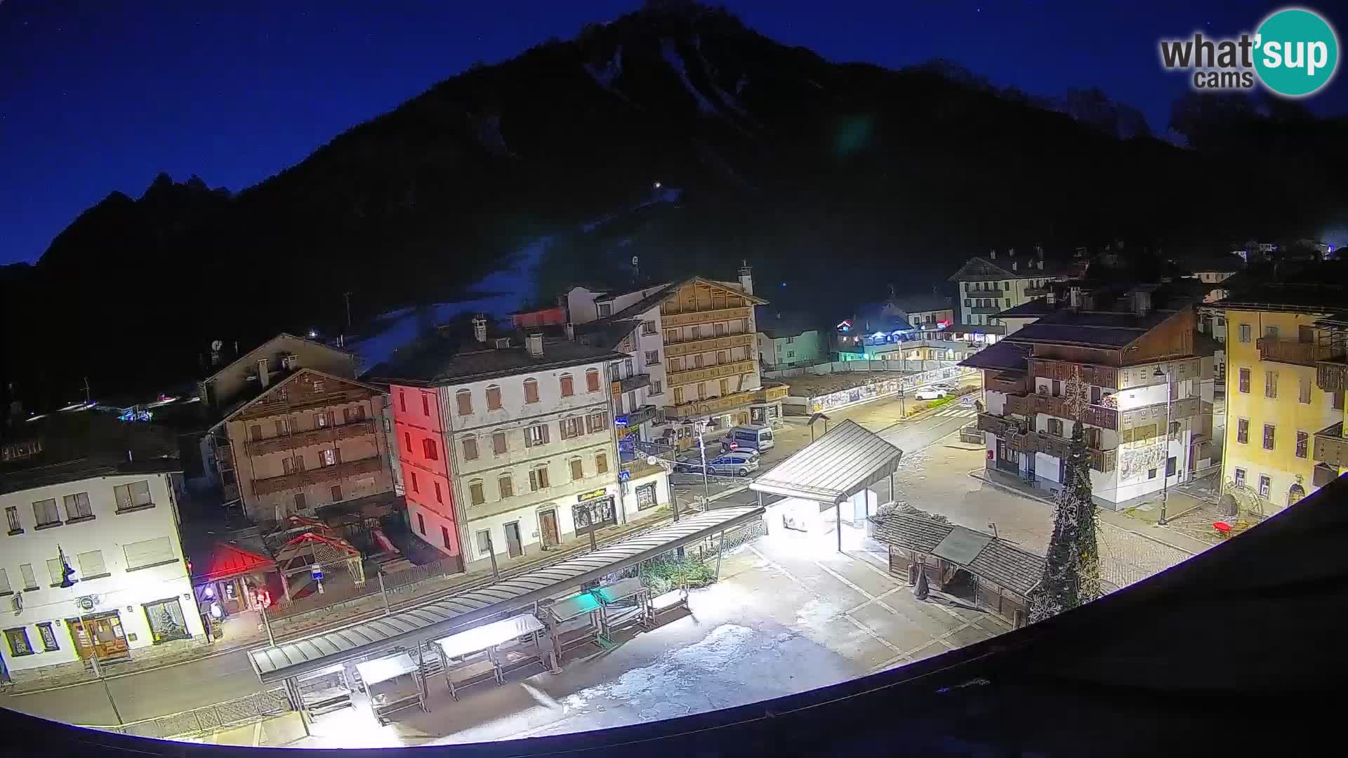 Hauptplatz von Forni di Sopra