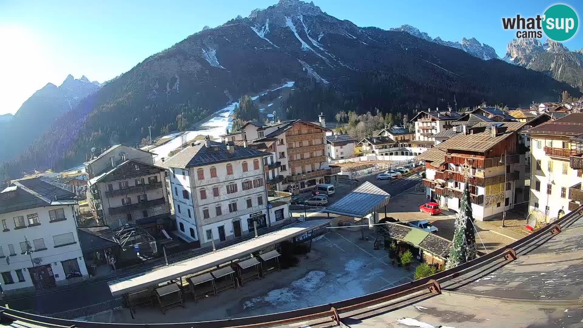 Hauptplatz von Forni di Sopra