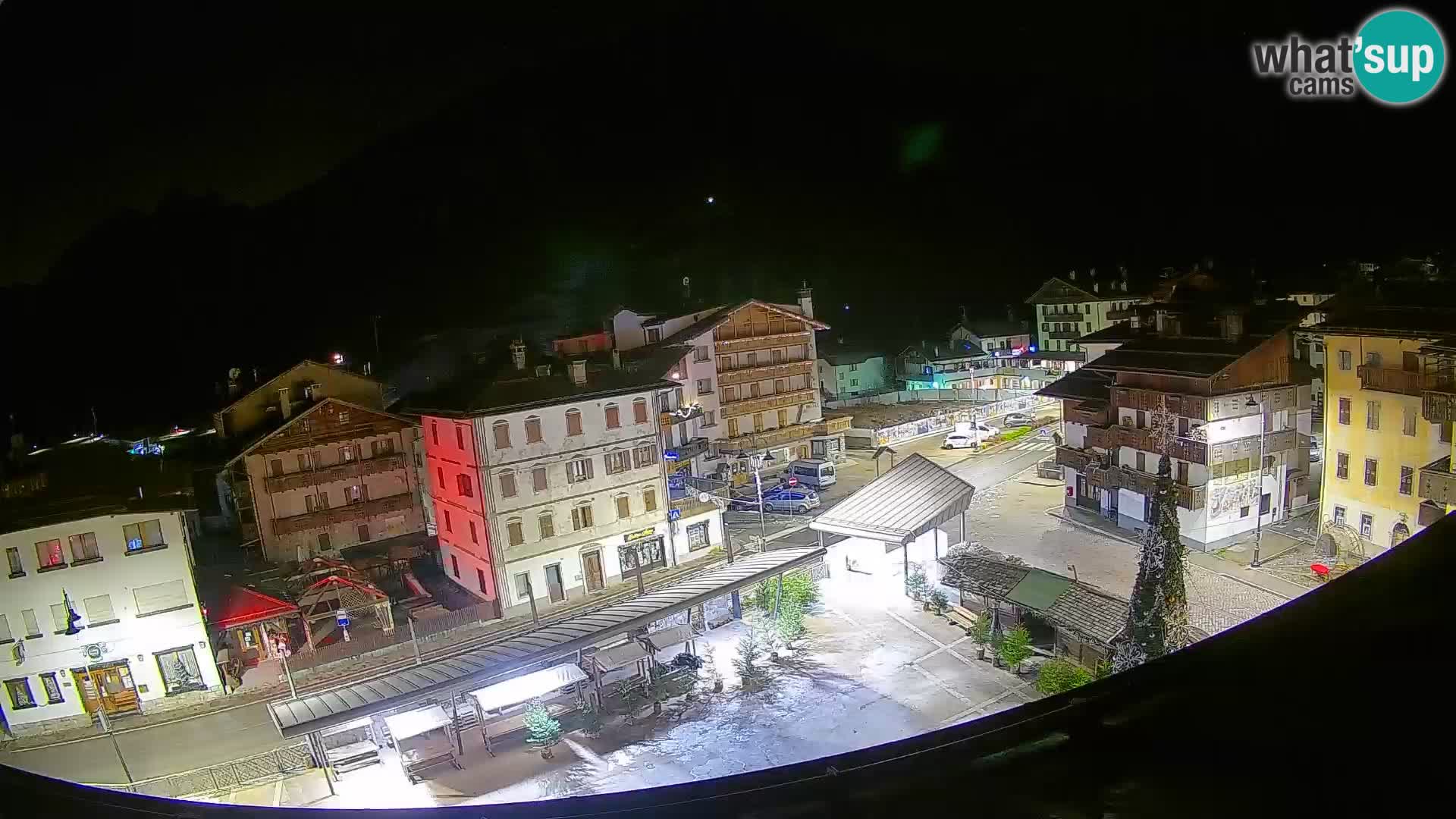 Hauptplatz von Forni di Sopra